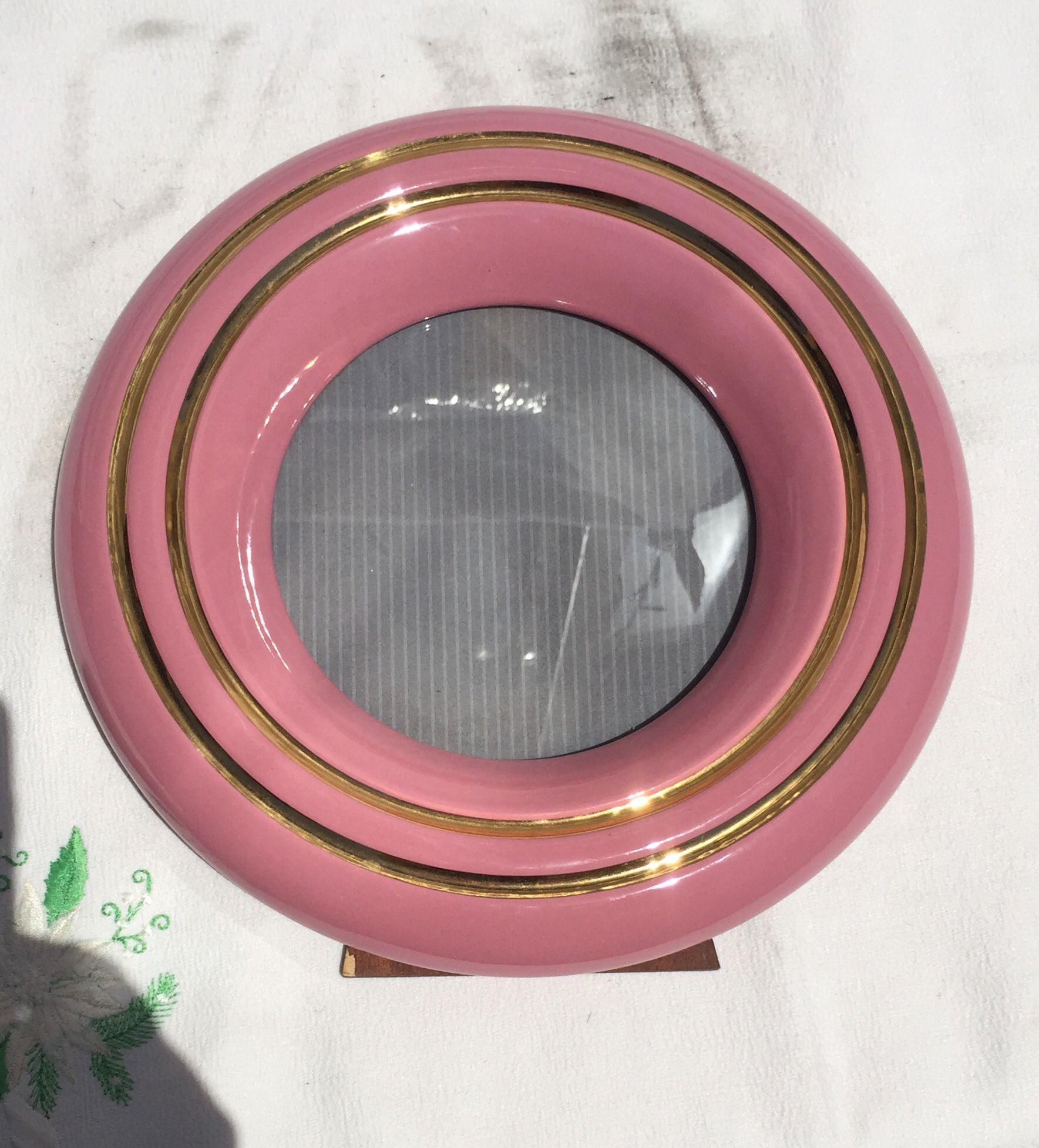 Amazing, Italian Photo Frame in Lacquered Wood in Shades of Pink, Italy 1980 For Sale 3
