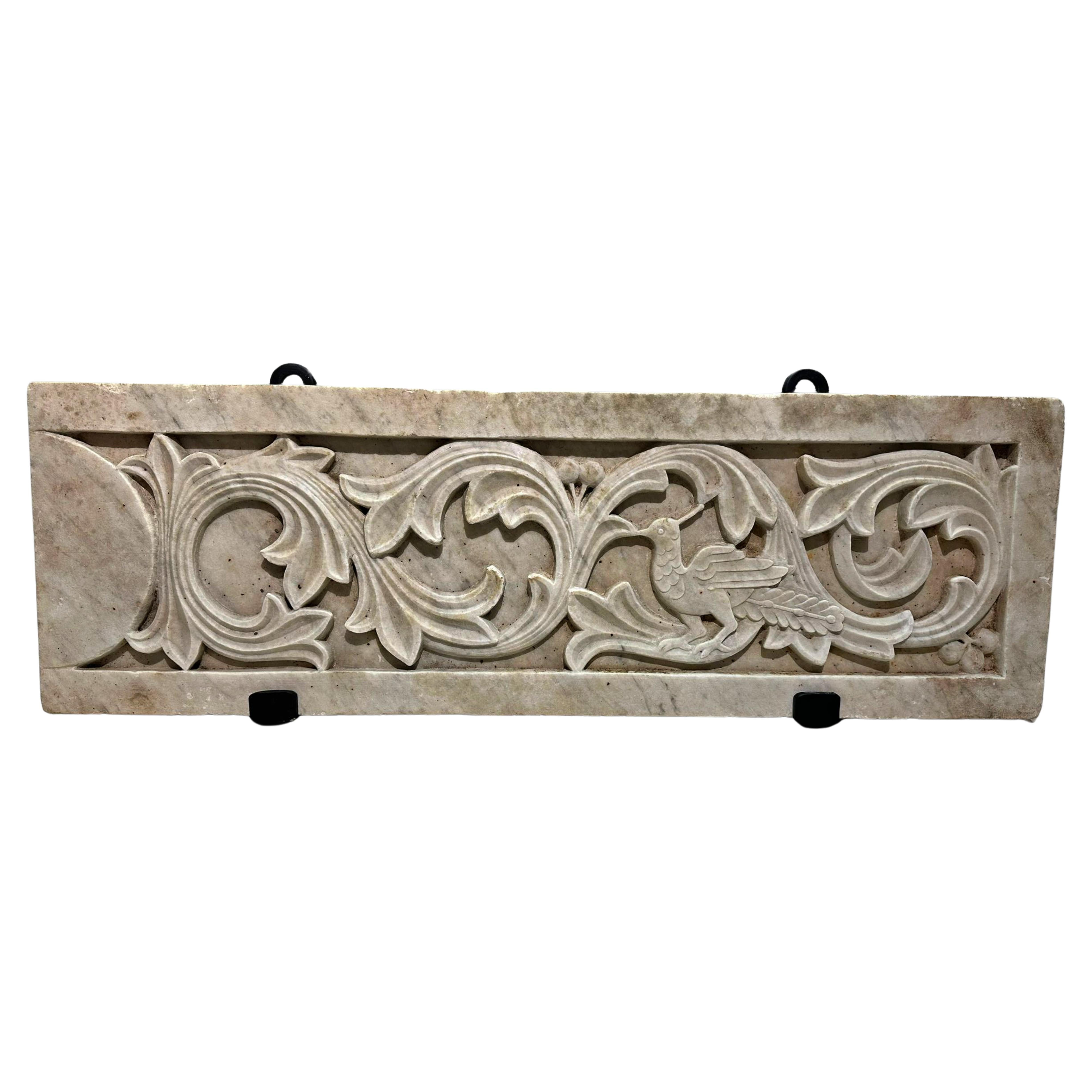 Amazing Italian Relief in Carrara marble late 19th Century with Video For Sale
