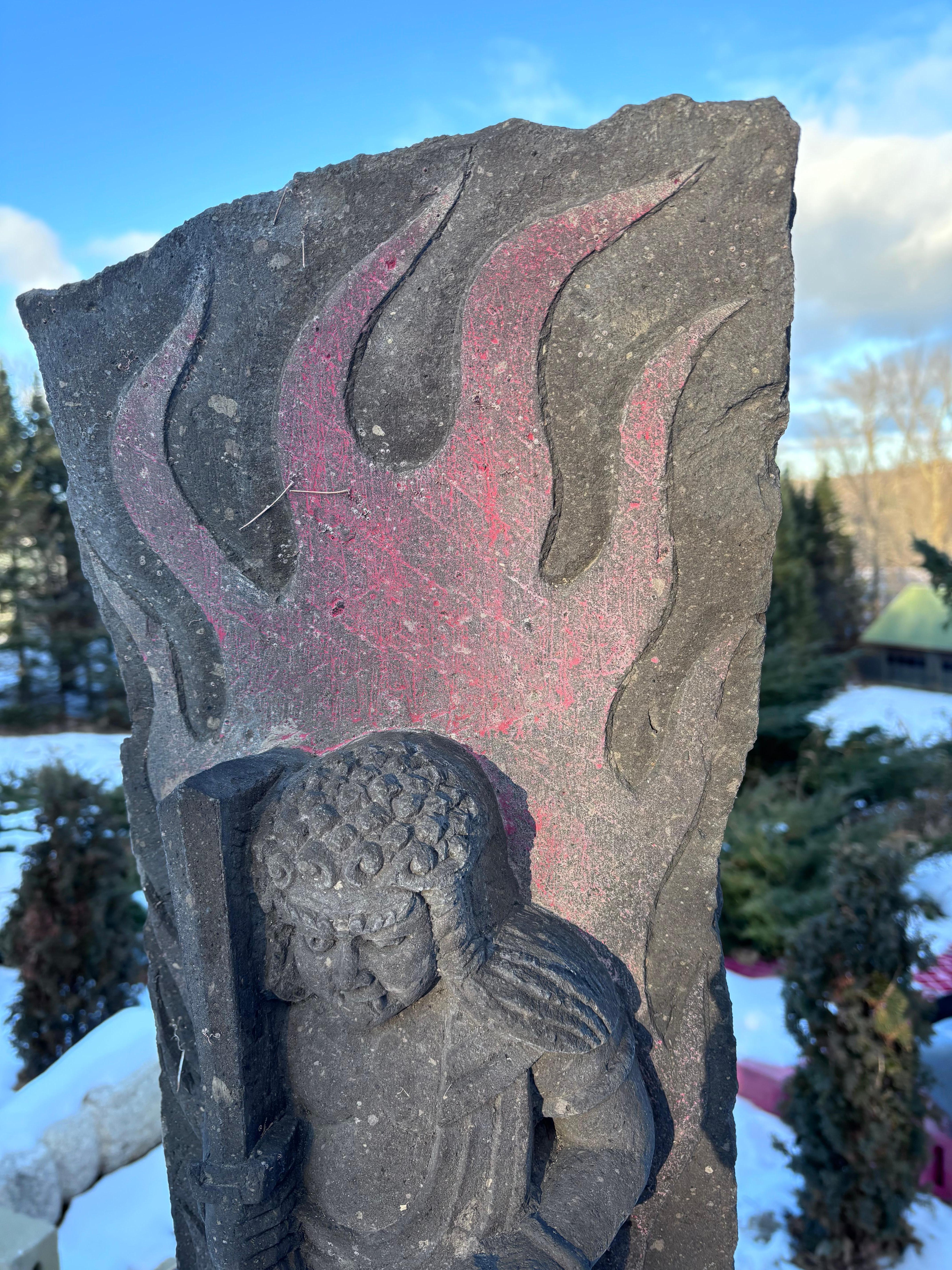 Japanese Antique Spiritual Guardian Garden Ornament Vivid Colors 19c 27 Inches In Good Condition For Sale In South Burlington, VT