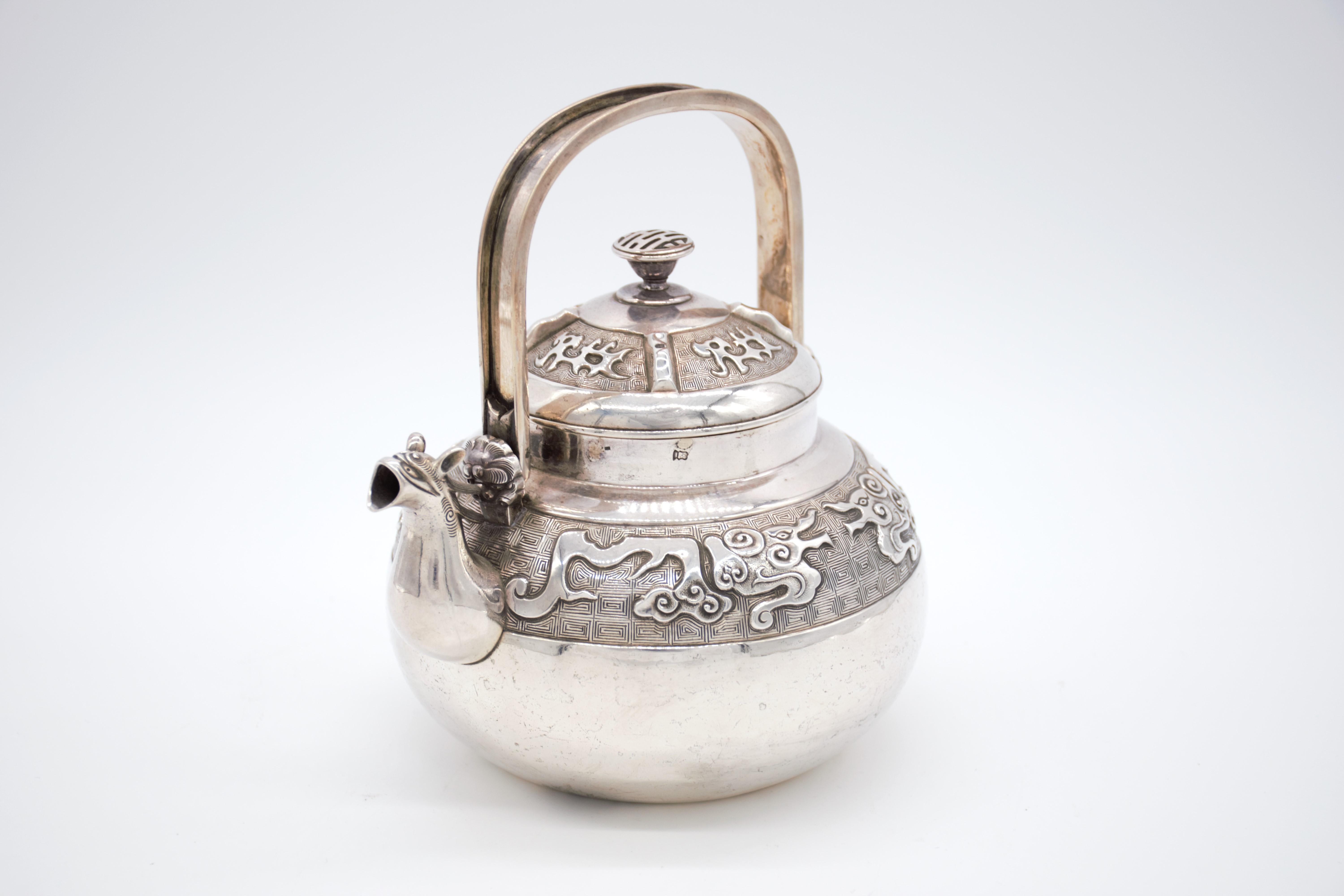 Hand-Carved Amazing Japanese silver teapot and cover, dragon spout Meiji period 19TH century For Sale