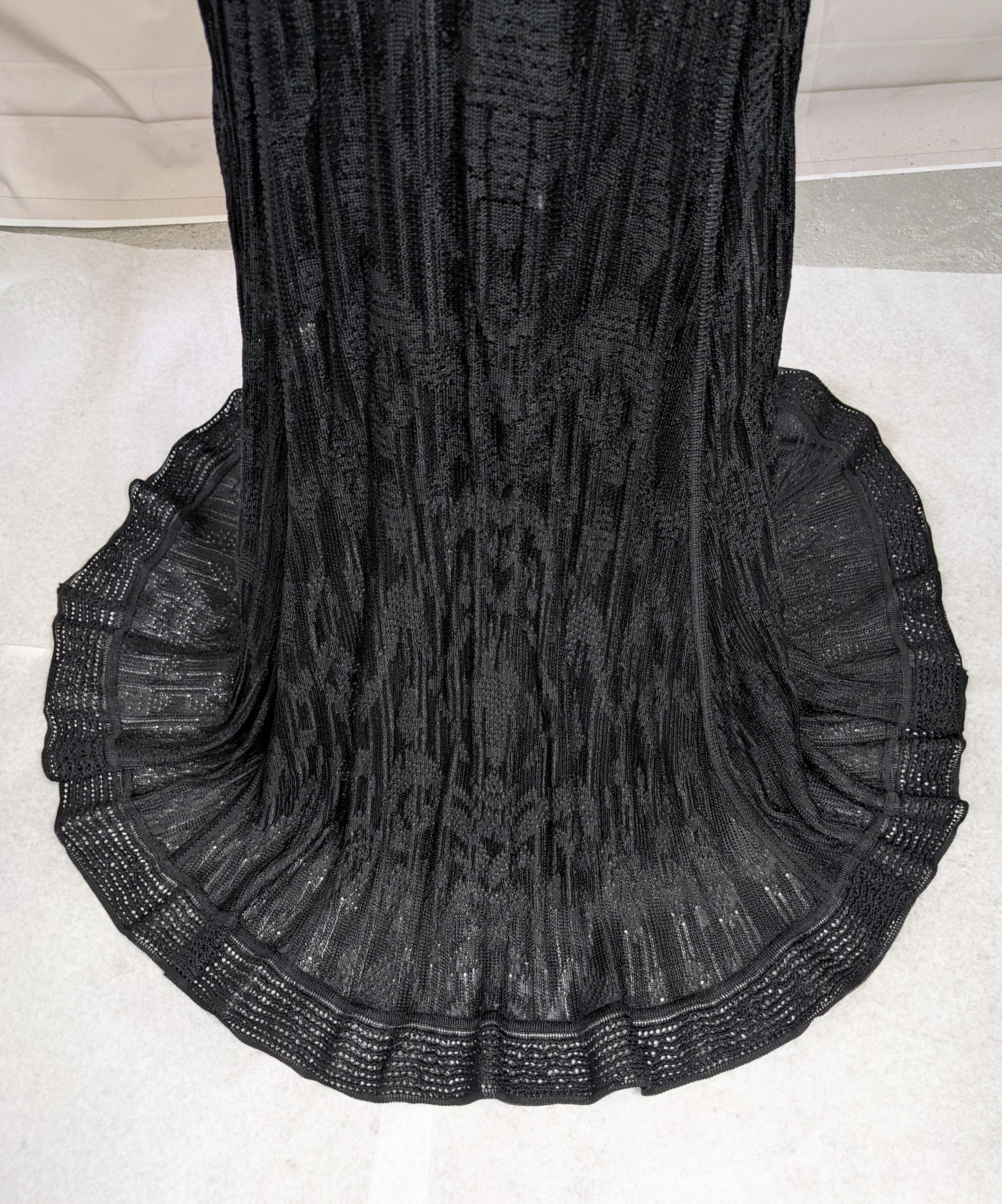 Noir Incroyable robe du soir en maille Pointelle et brodée de John Galliano en vente