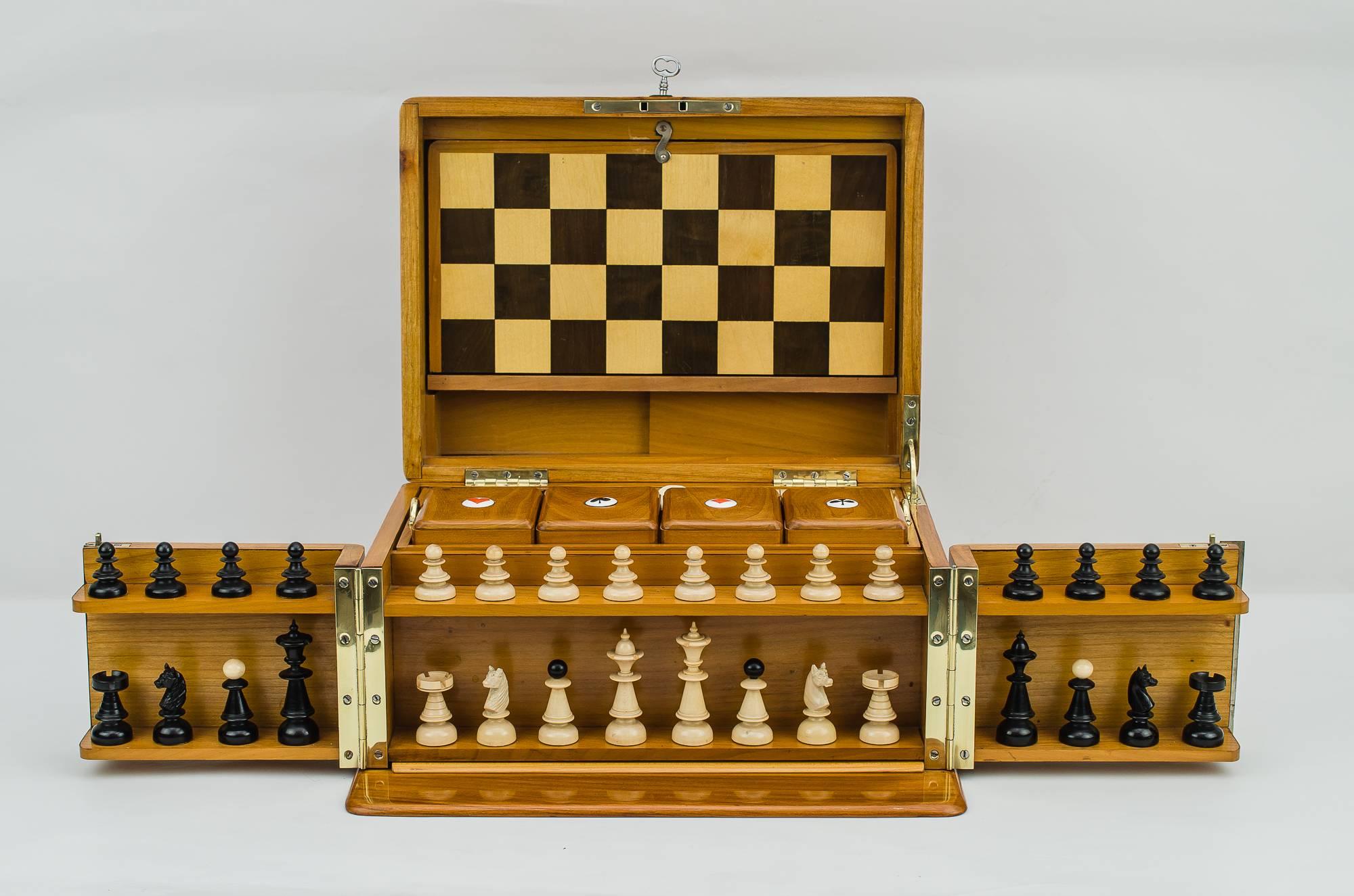 Amazing Jugendstil Game Box, circa 1905 In Excellent Condition In Wien, AT