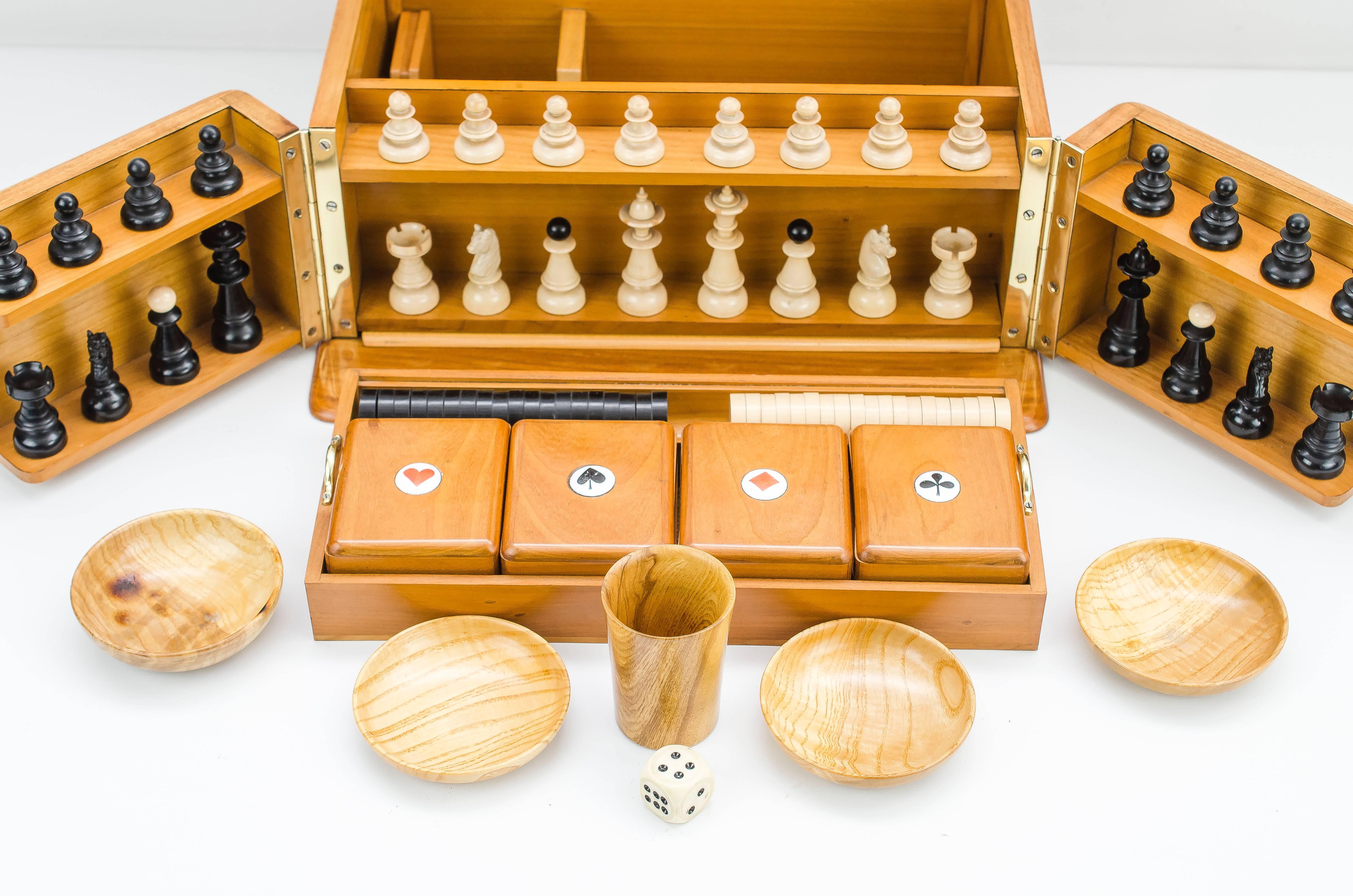 Early 20th Century Amazing Jugendstil Game Box, circa 1905