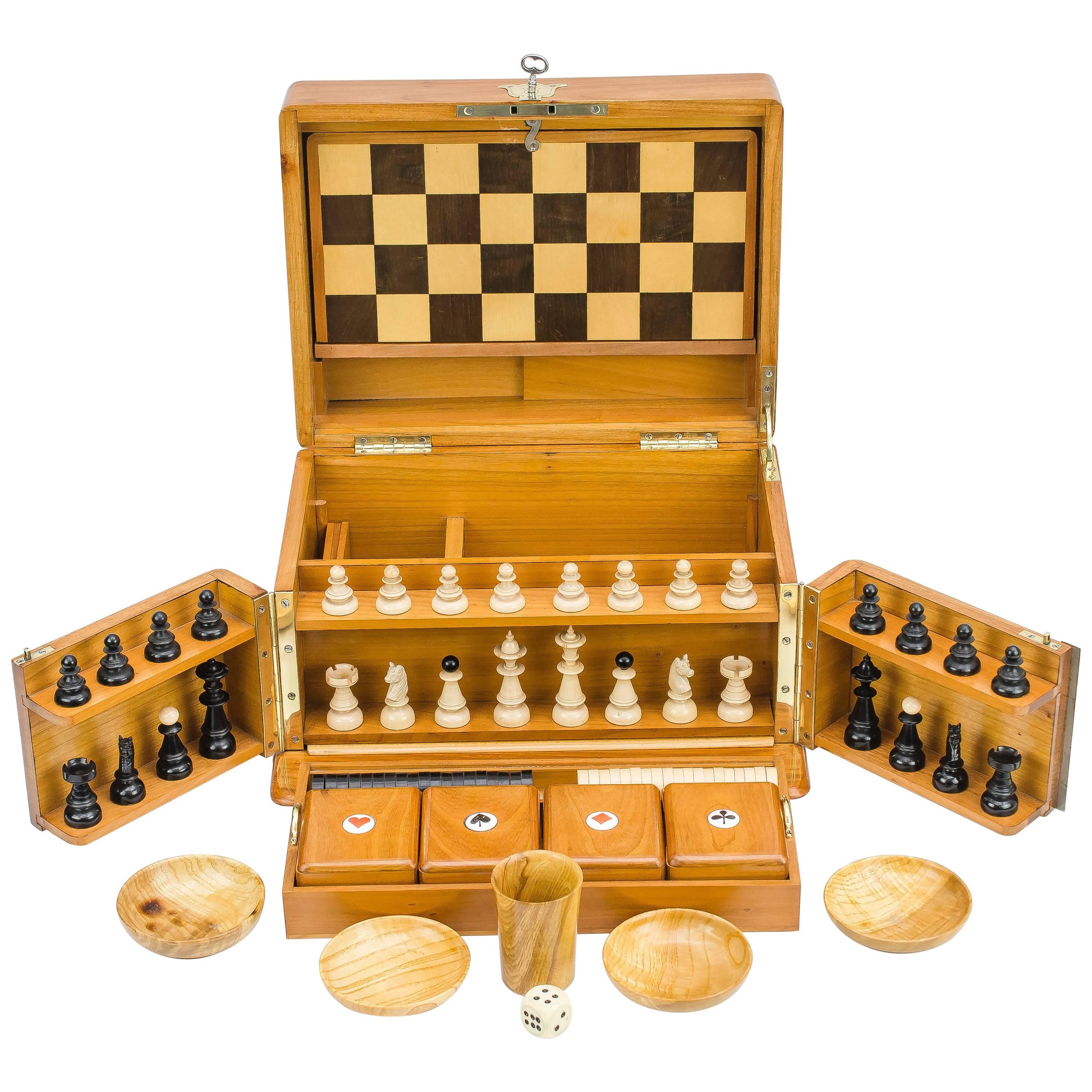Amazing Jugendstil Game Box, circa 1905