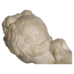 Amazing Kneeling Venus. Grand Tour. Early 20th Century Carrara Marble