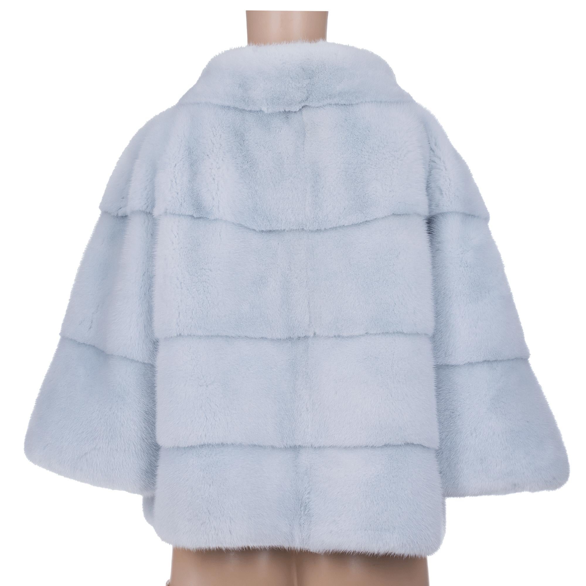 Gray Amazing Kottas & Mantsios short fur jacket in blue sable , size 40 For Sale