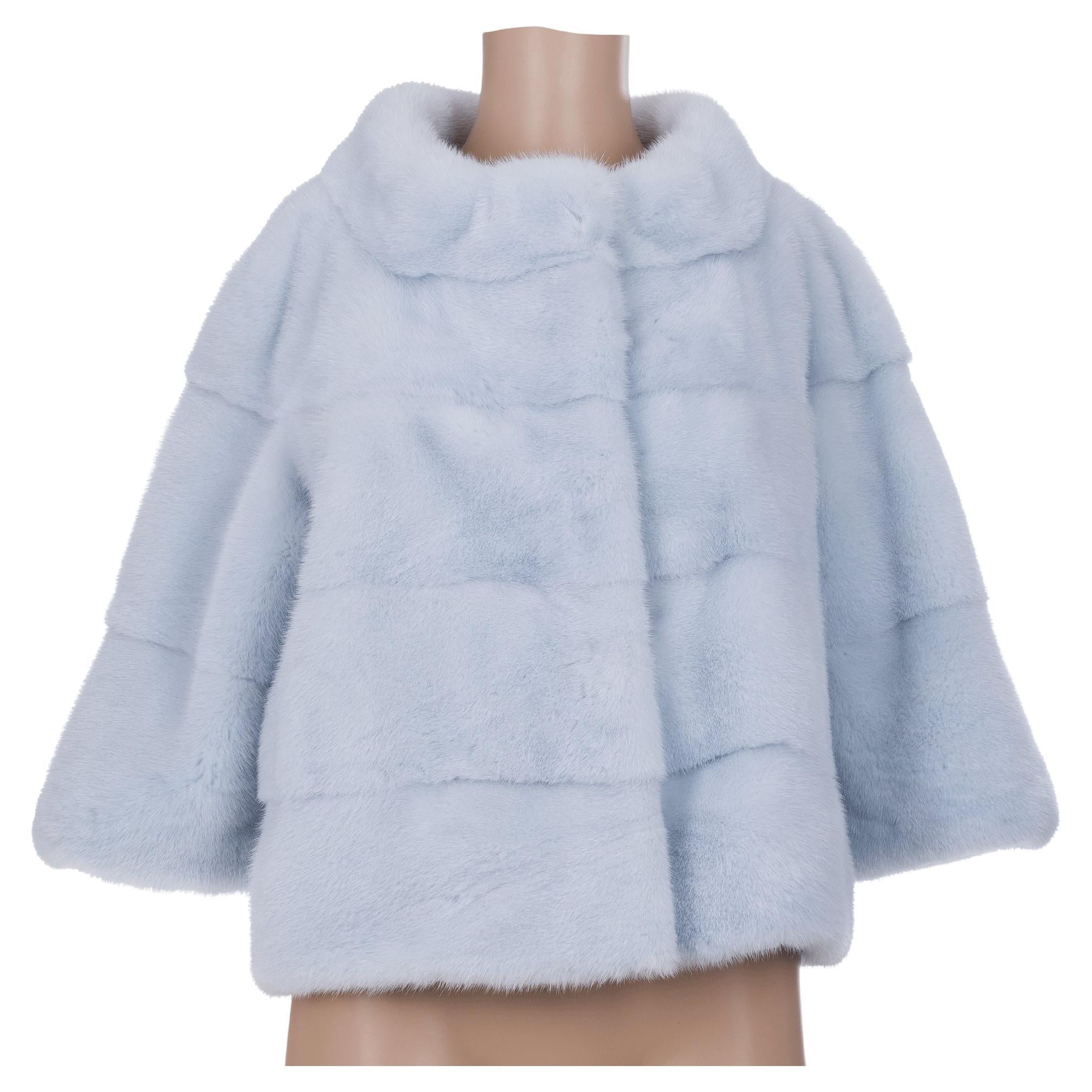 Amazing Kottas & Mantsios short fur jacket in blue sable , size 40 For Sale