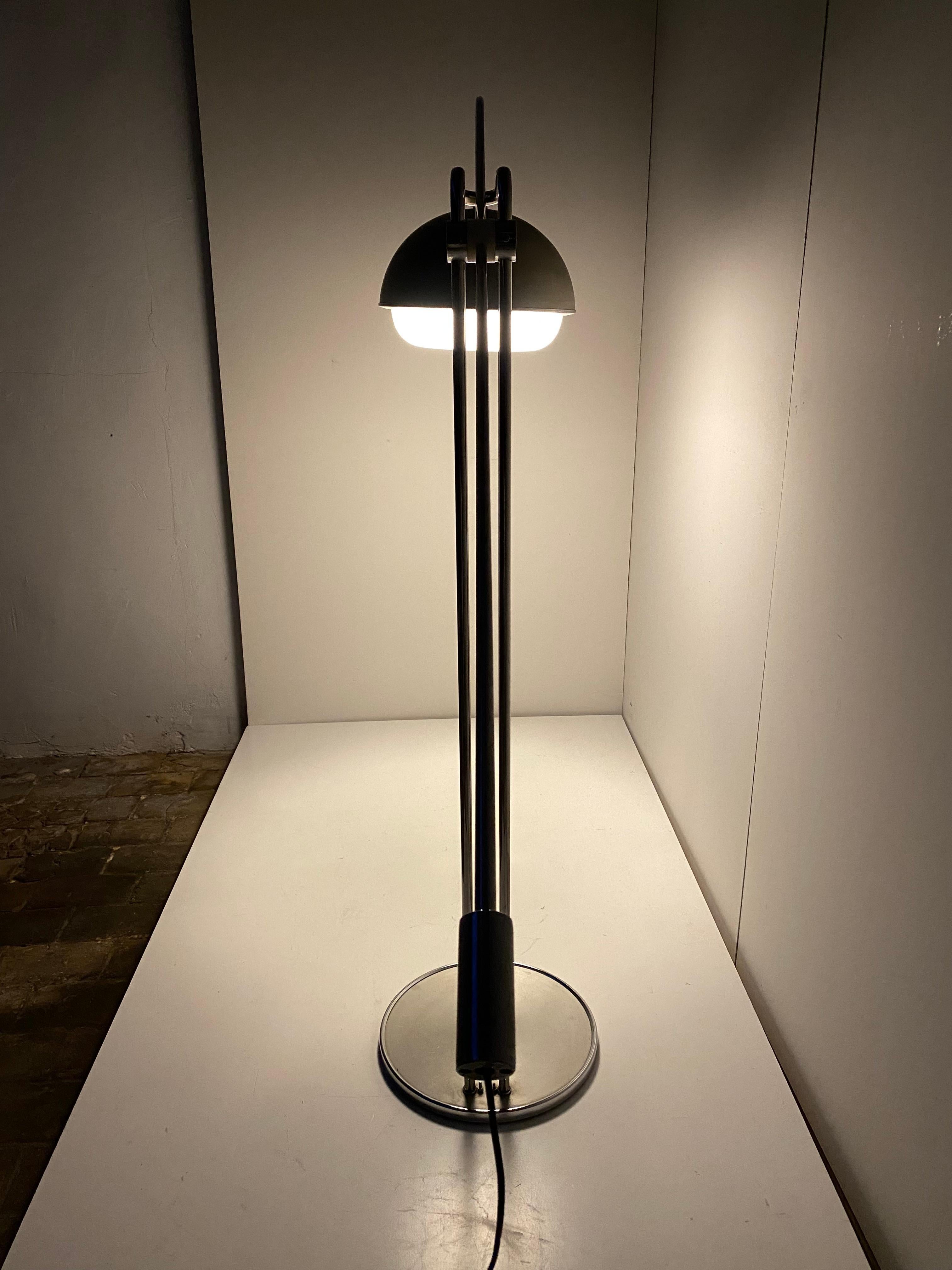Amazing Large 1970s Adjustable Floor Lamp 'Giraffe' by Filvem Voghera, Italy For Sale 7