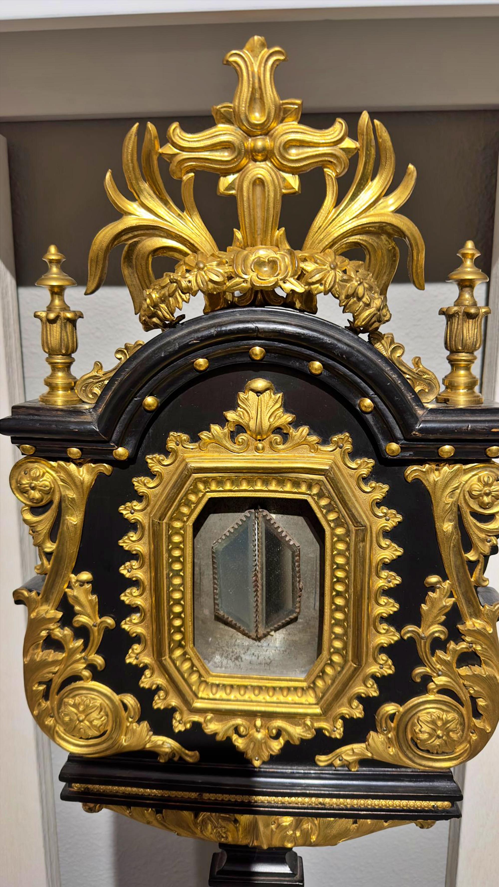 Amazing Large 19th Century Italian Ebonised Wooden Monstrance In Good Condition For Sale In Madrid, ES