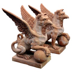 AMAZING LARGE BEAUTIFUL TERRACOTTA GRIFFINS Siglo XX