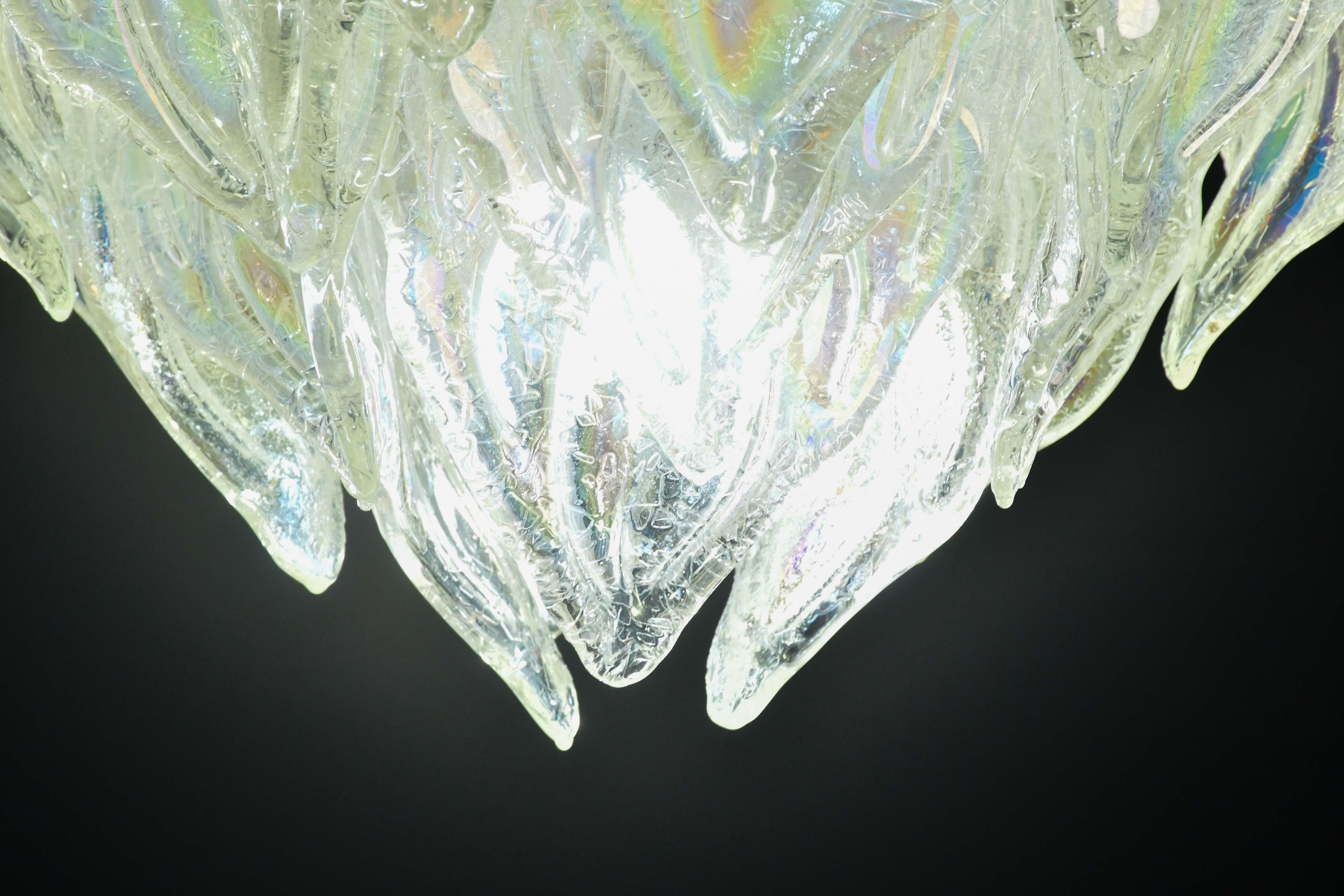 Vetro di Murano Incredibile lampadario a foglie arcobaleno in vetro di Murano di grandi dimensioni in vendita