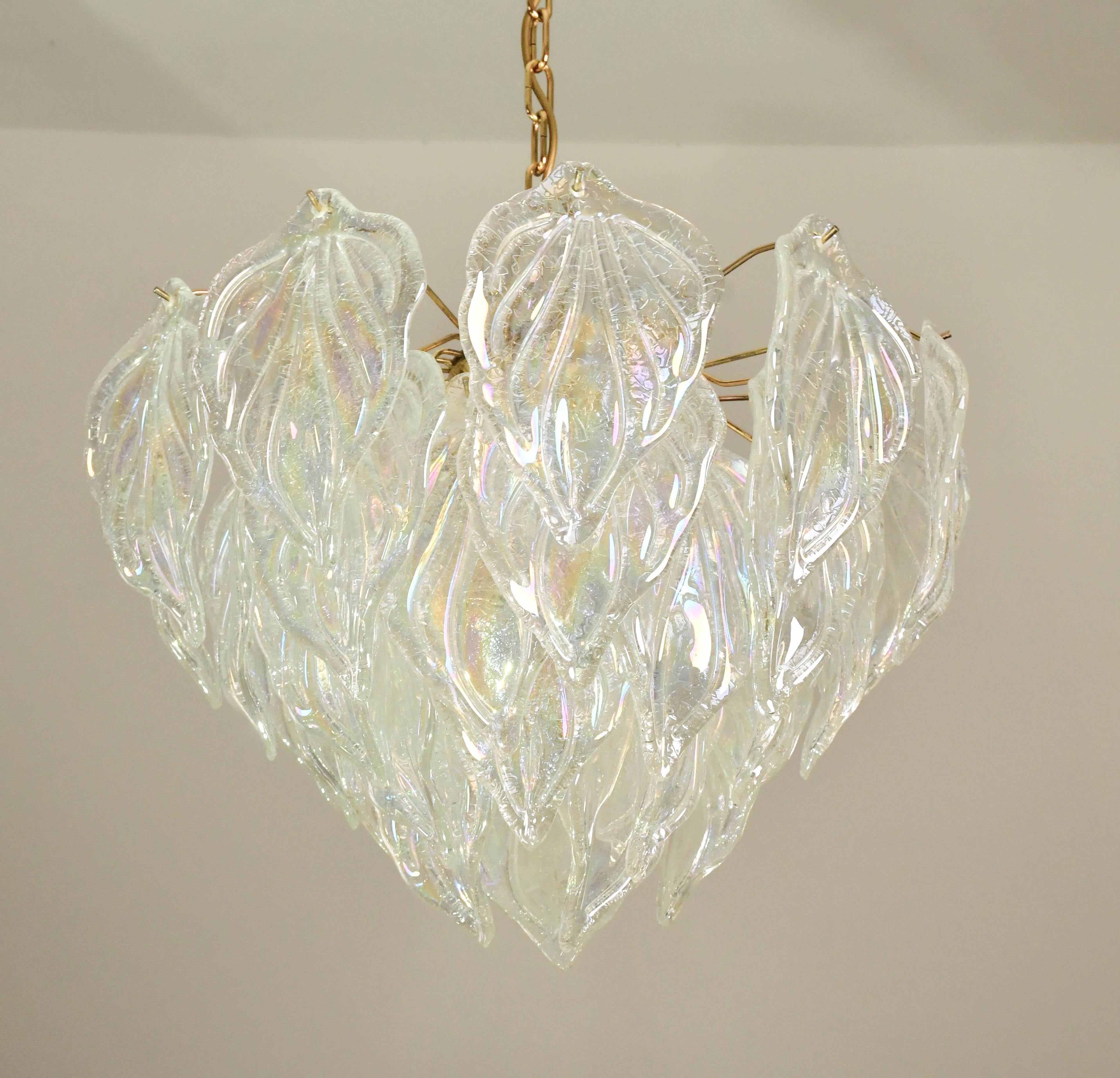 Incredibile lampadario a foglie arcobaleno in vetro di Murano di grandi dimensioni in vendita 3