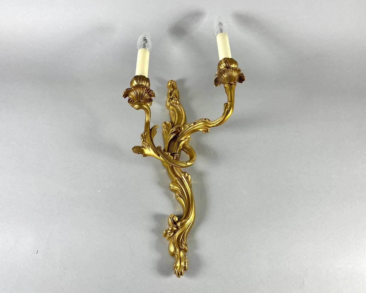 Amazing Large Wall Sconce in Gilt Bronze Vintage Wall Sconce, 20th Century For Sale 3