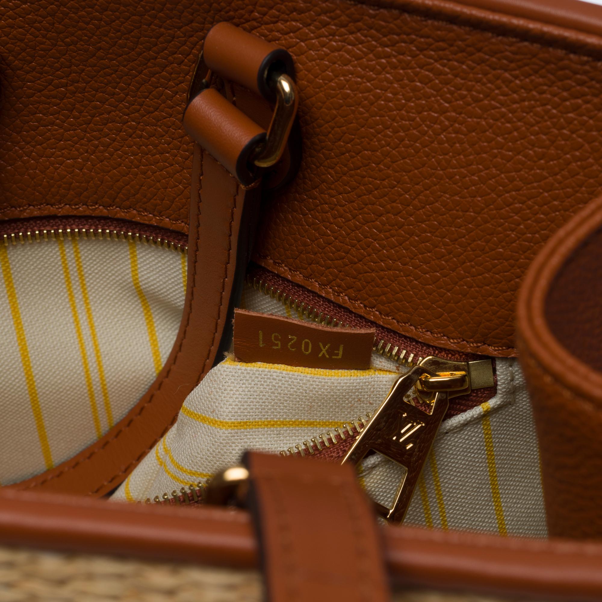Magnifique sac fourre-tout Louis Vuitton Onthego MM en raphia, édition limitée en vente 2