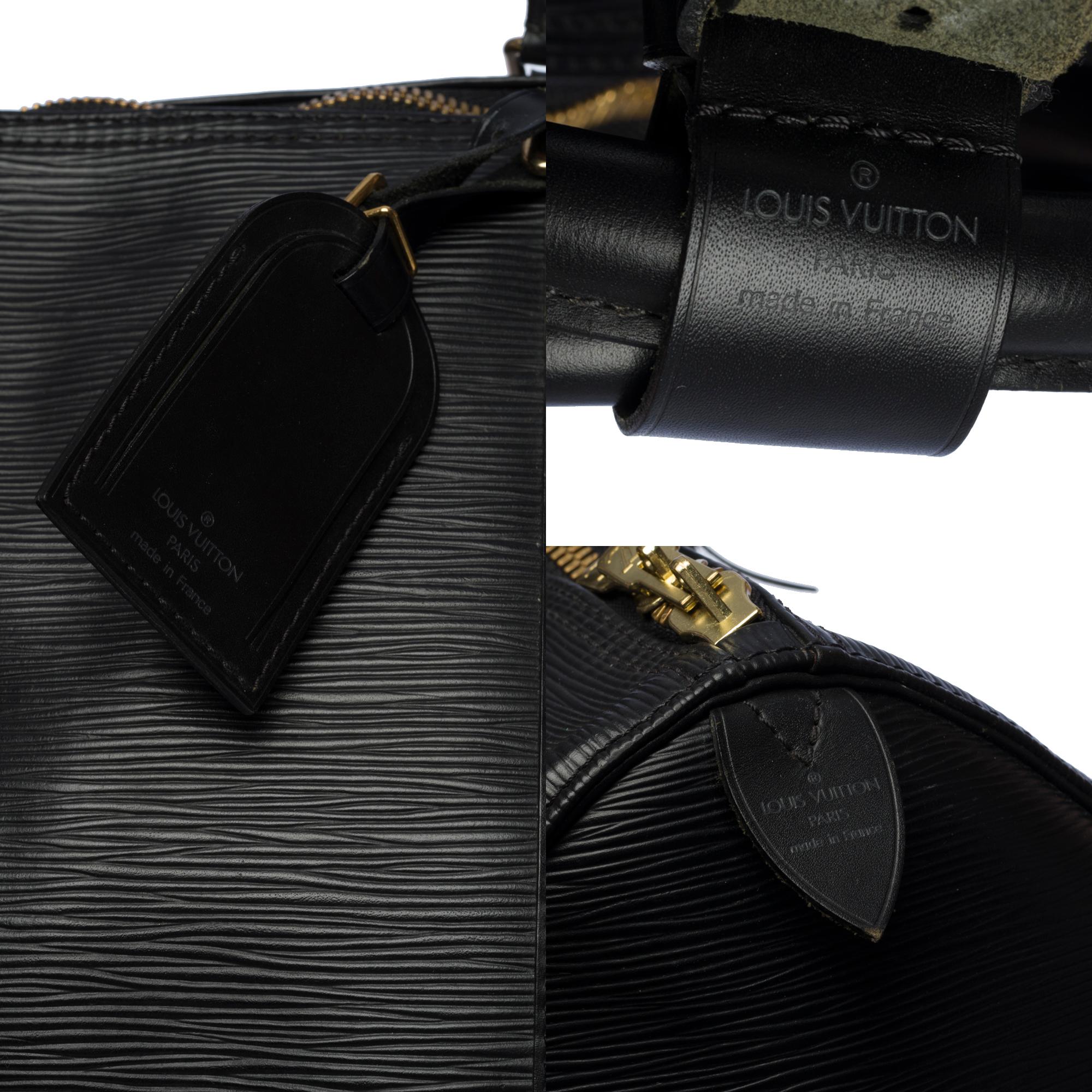 Women's or Men's Amazing Louis Vuitton Keepall 55 Travel bag in black epi leather