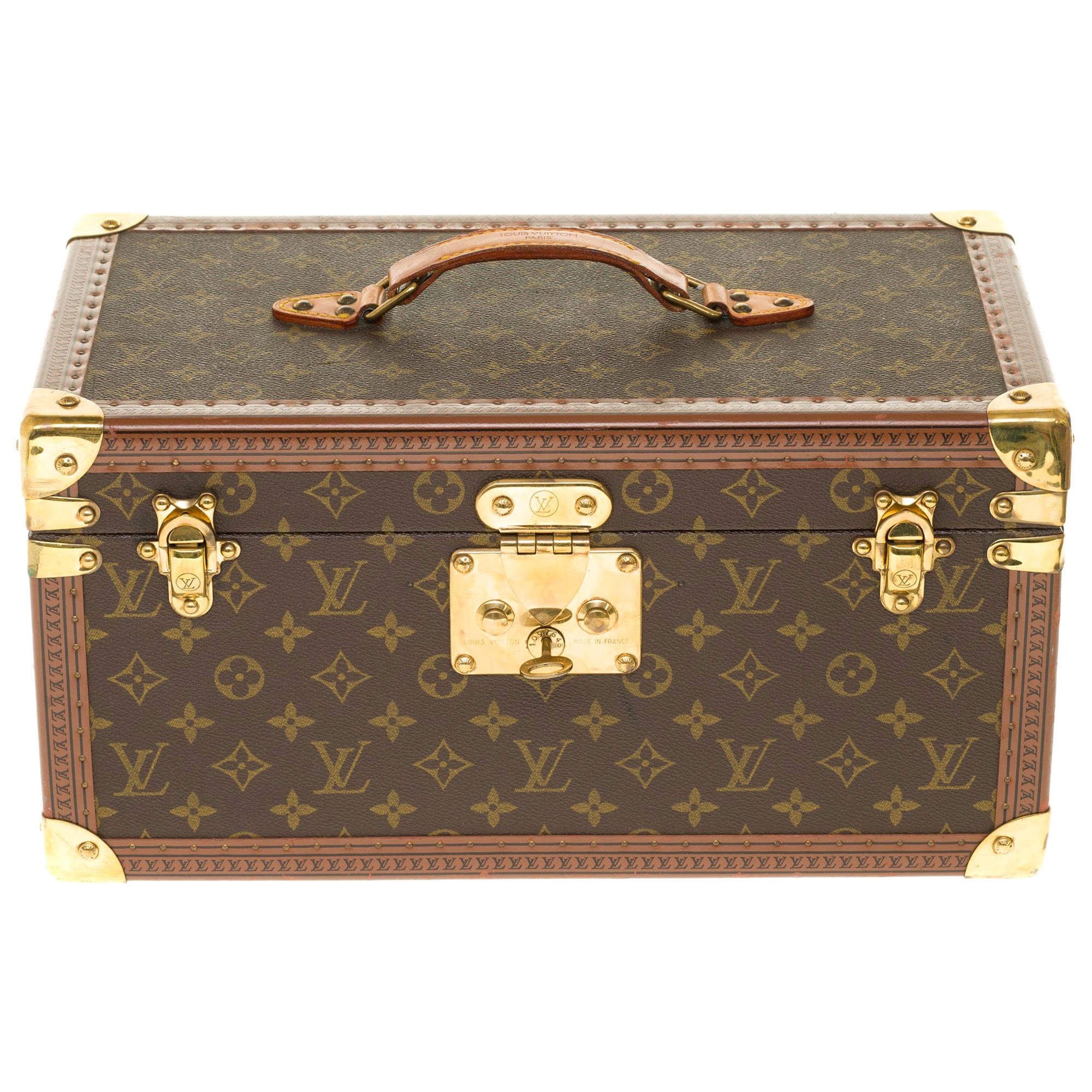 Amazing Louis Vuitton Vanity Case in monogram Canvas and brass hardware