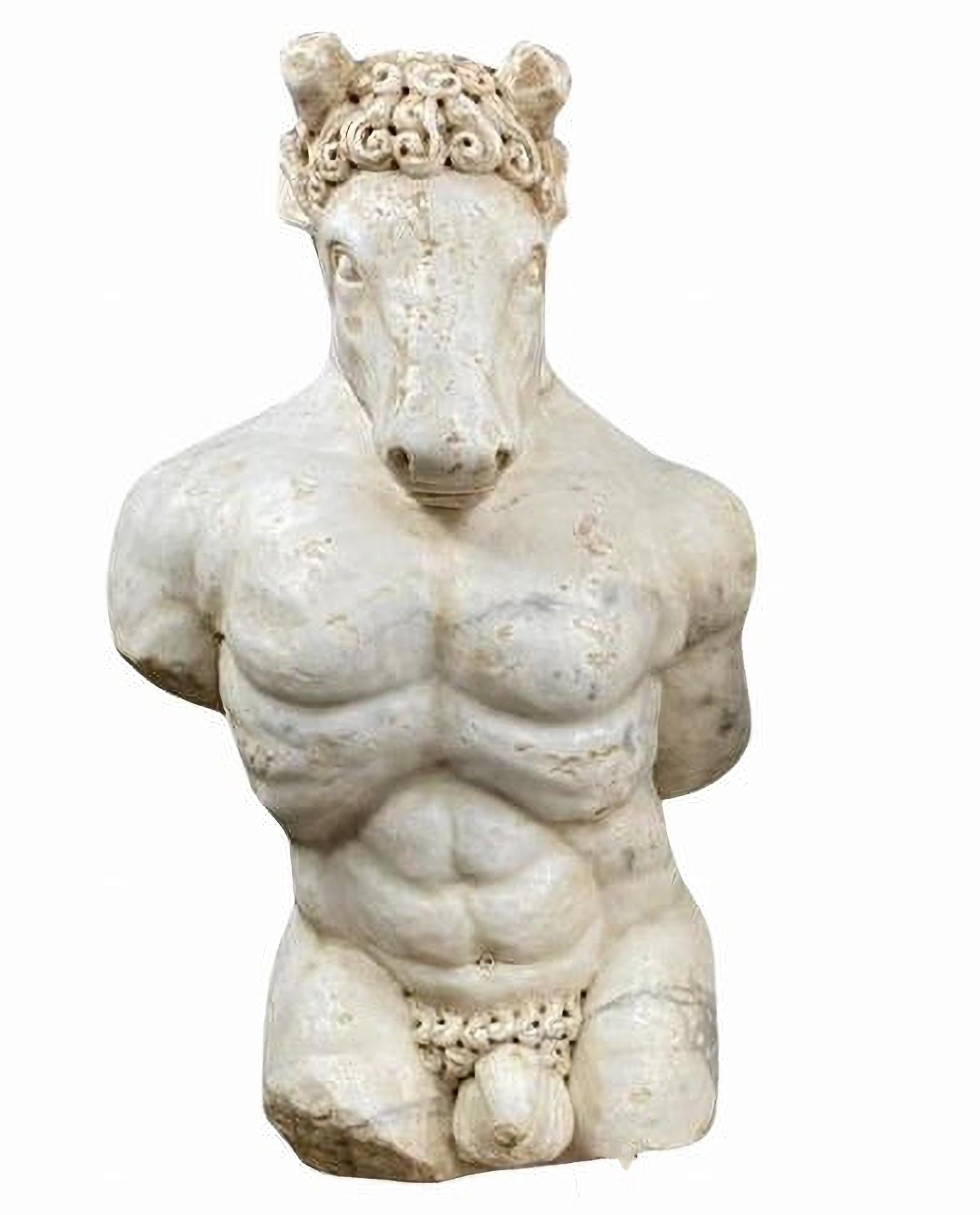 Barocco INCREDIBILE FIGURA IN MARMO DEL MINOTAURO, stile barocco del XVII secolo, Italia. in vendita
