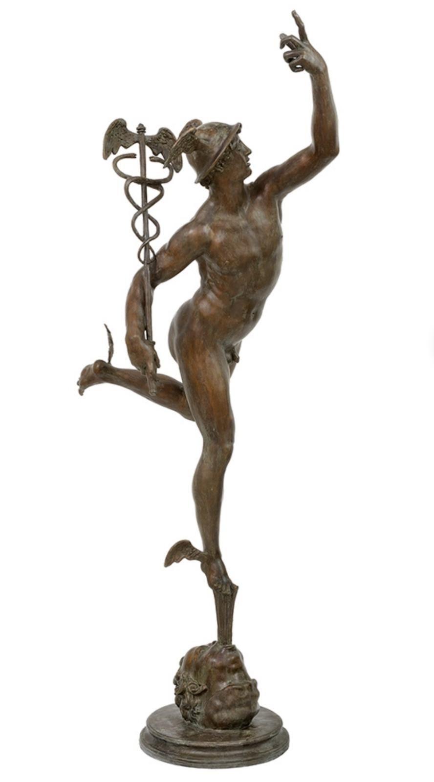Etonnante sculpture de Mercure en bronze H : 190cm 20ème siècle
Reproduction en cire perdue et en bronze patiné de la sculpture de Mercure de Giambologna. 
L'original est exposé au musée du Bargello à Florence.
Matériau : Bronze
Technique : Cire