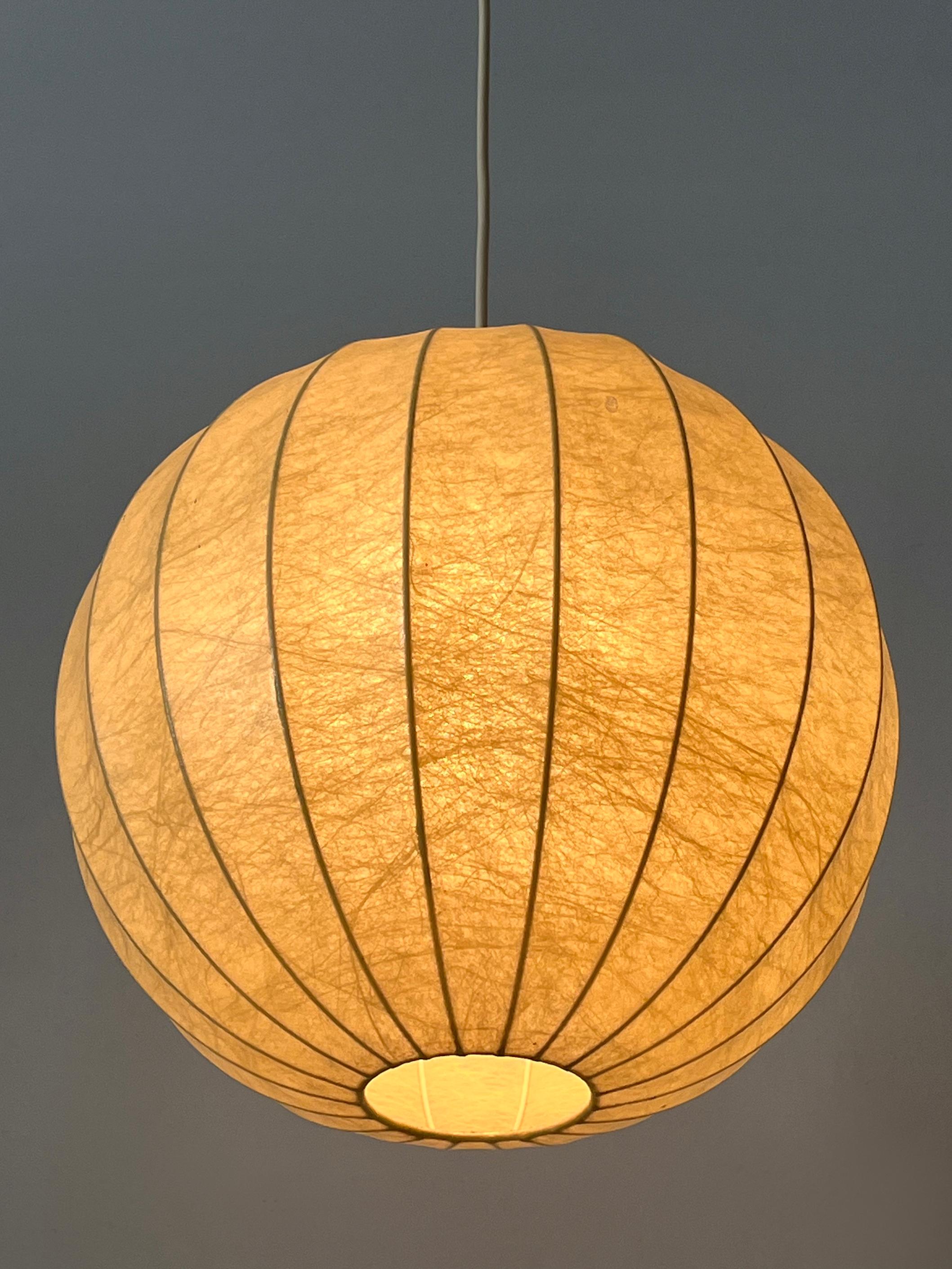 Lampada a sospensione a forma di bozzolo o sospensione 