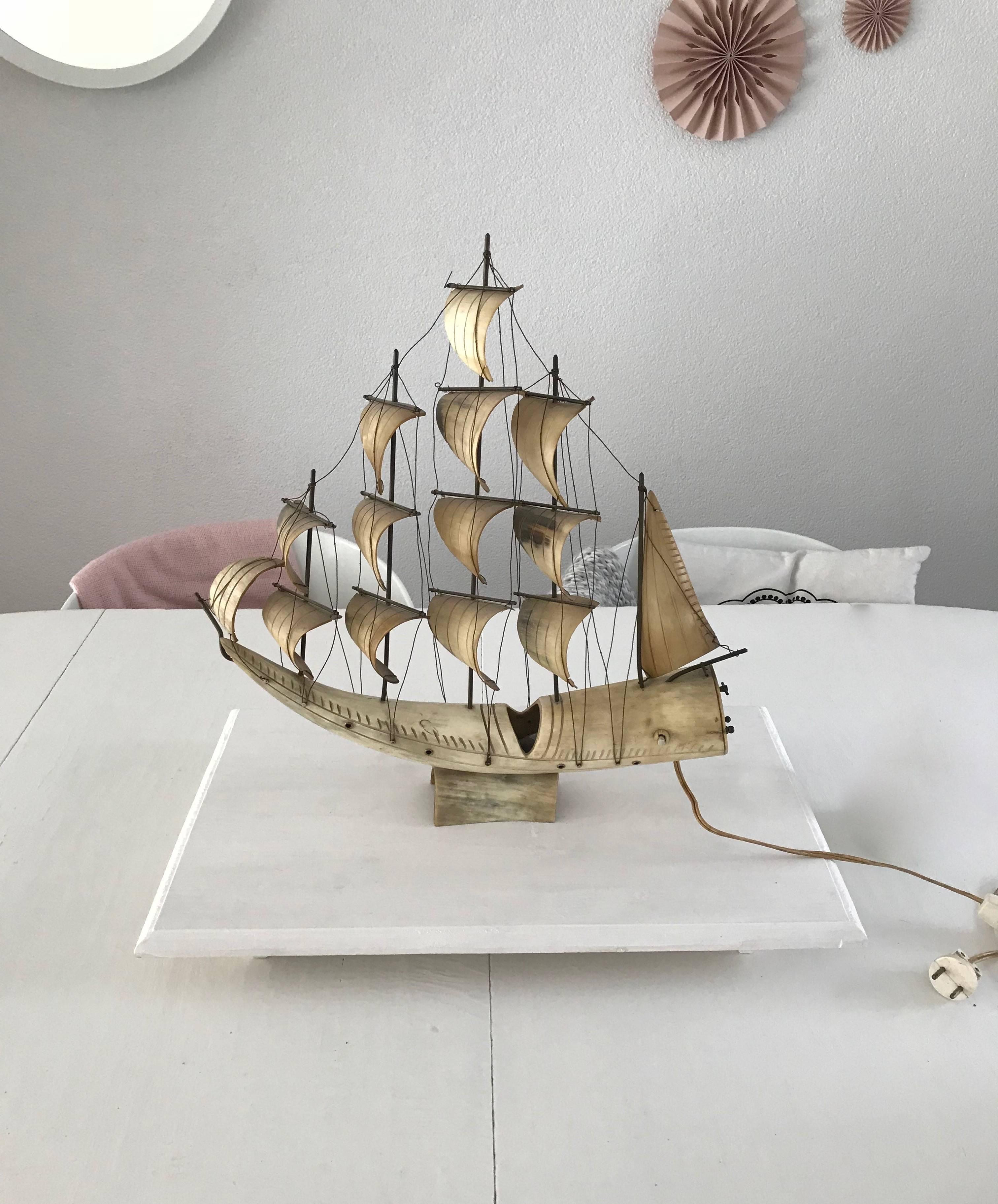 Amazing Midcentury Horn Made Sailing Yacht Table Lamp with Swiss Music Movement 2