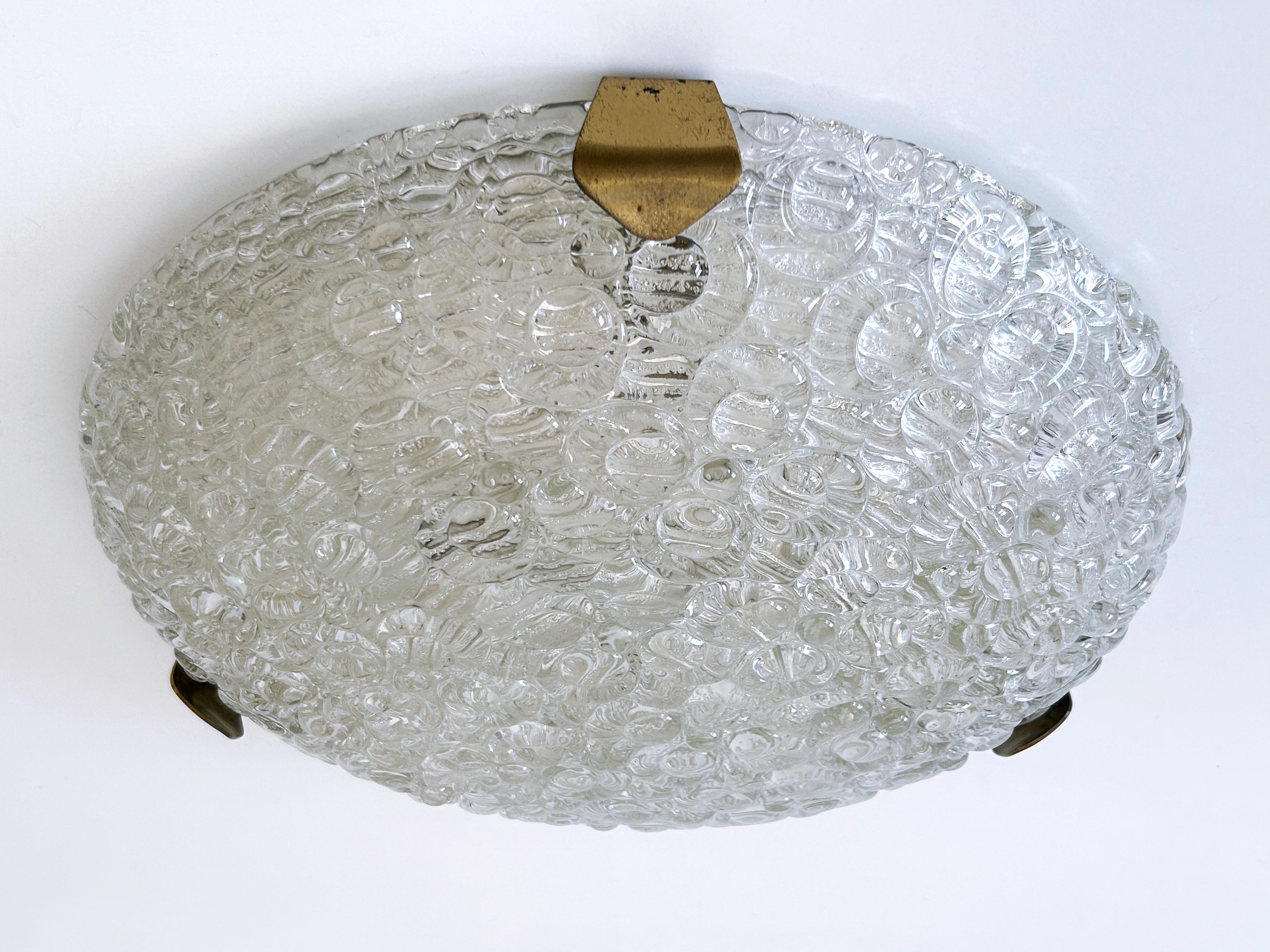 Erstaunlich Mid Century Eisglas Flush Mount oder Wandleuchter von A. Leclaire & Schäfer 1960s im Angebot 1