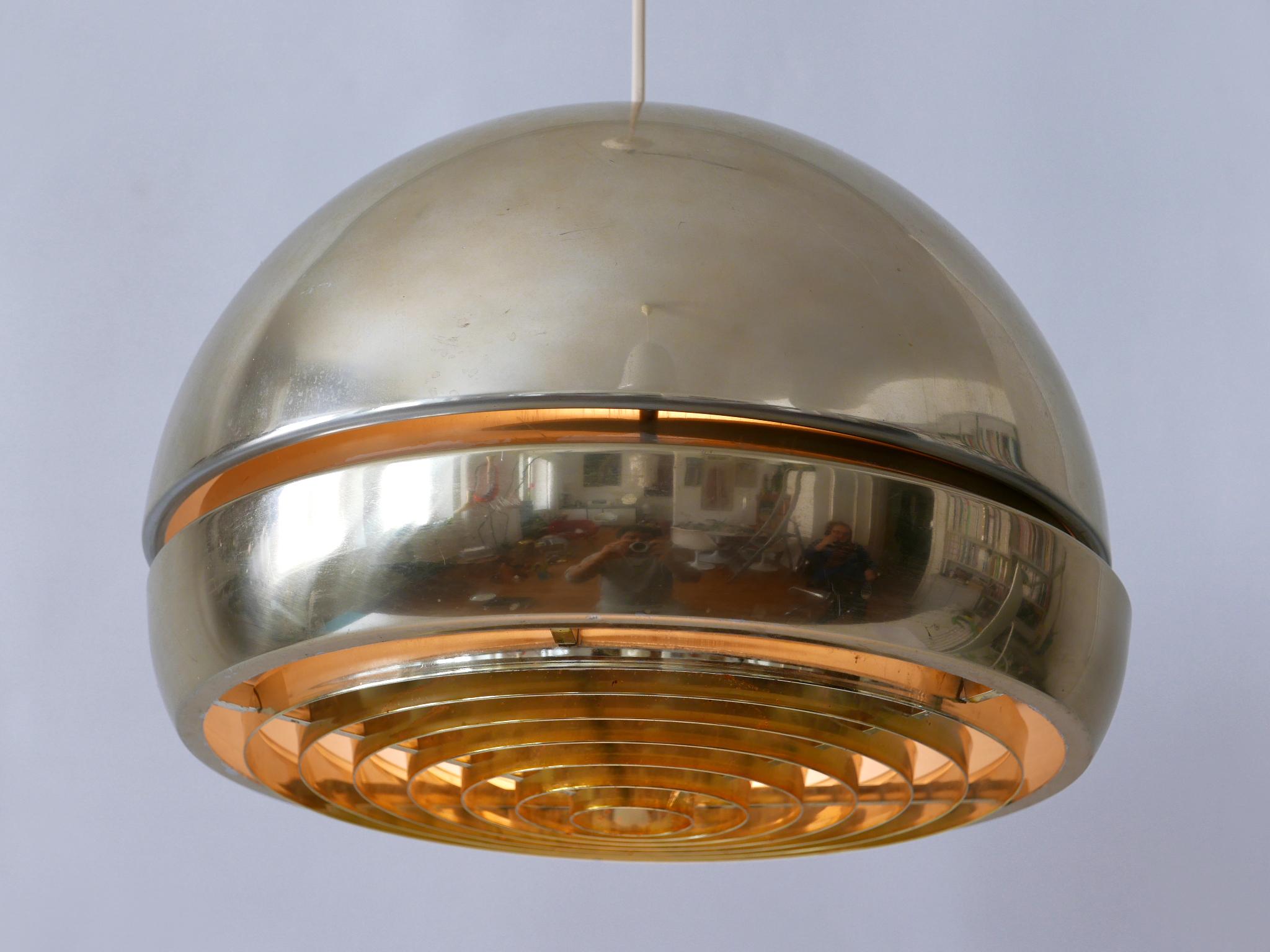 Amazing Mid-Century Modern Aluminium Pendant Lamp or Hanging Light Sweden 1960s For Sale 4