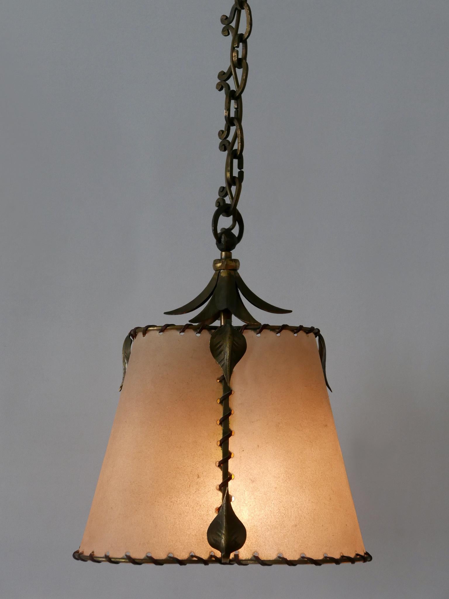 Amazing Mid Century Modern Brass & Parchment Pendant Lamp Germany 1960s In Good Condition For Sale In Munich, DE