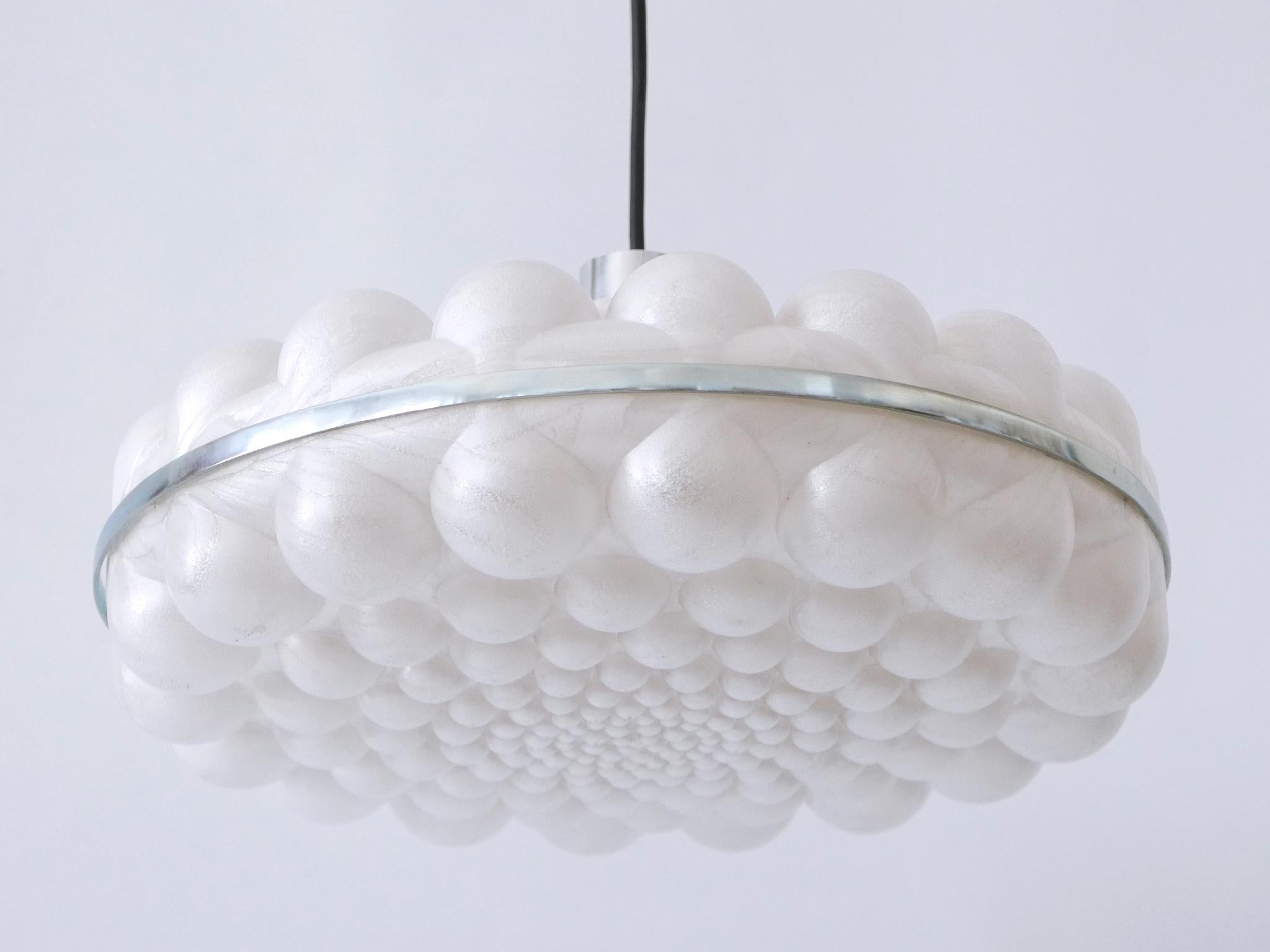 Rare and highly decorative Mid-Century Modern 'Bubble' pendant lamps or hanging lights. Designed & manufactured in Germany, 1970s.

Two identical pieces available!

Executed in plastic and chrome-plated metal, each pendant lamp needs 1 x E27 / E26