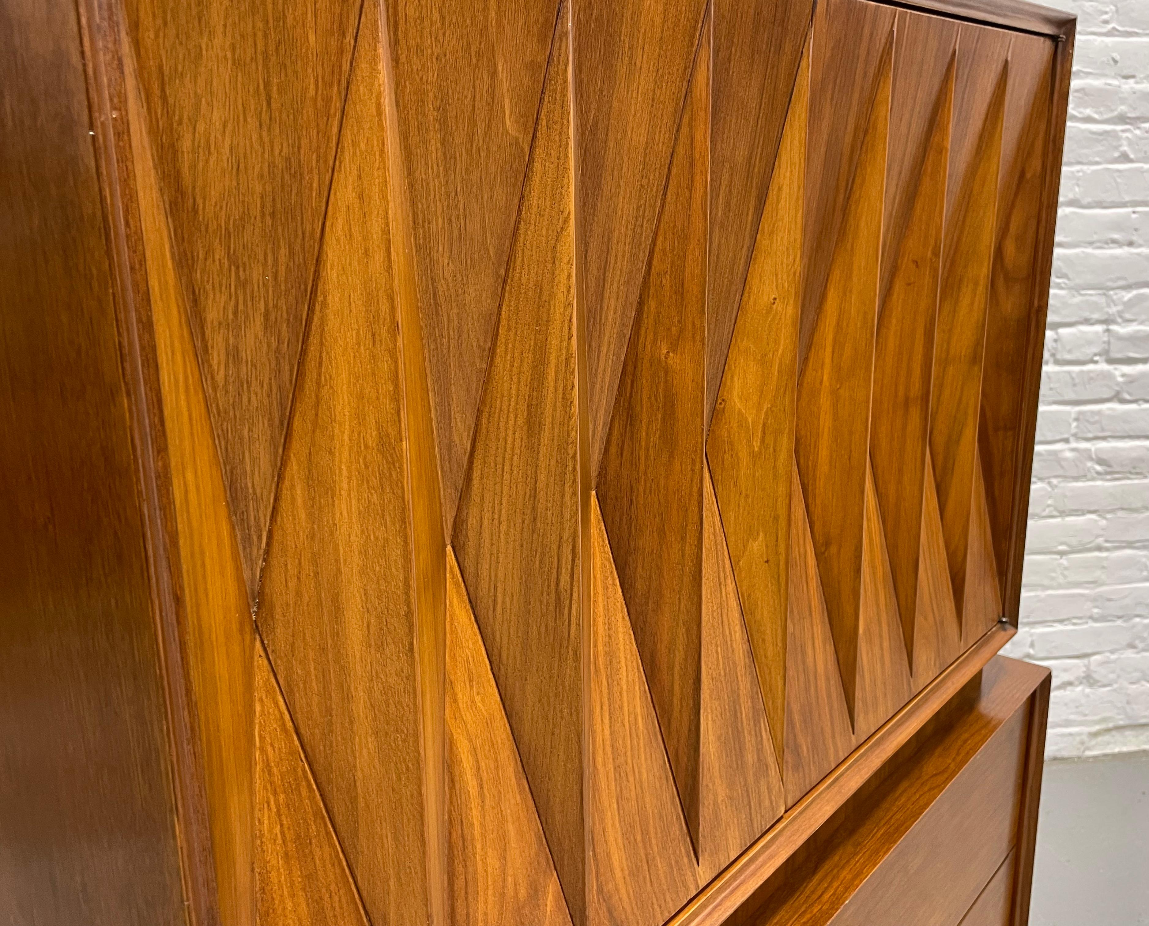 AMAZING Mid Century Modern 