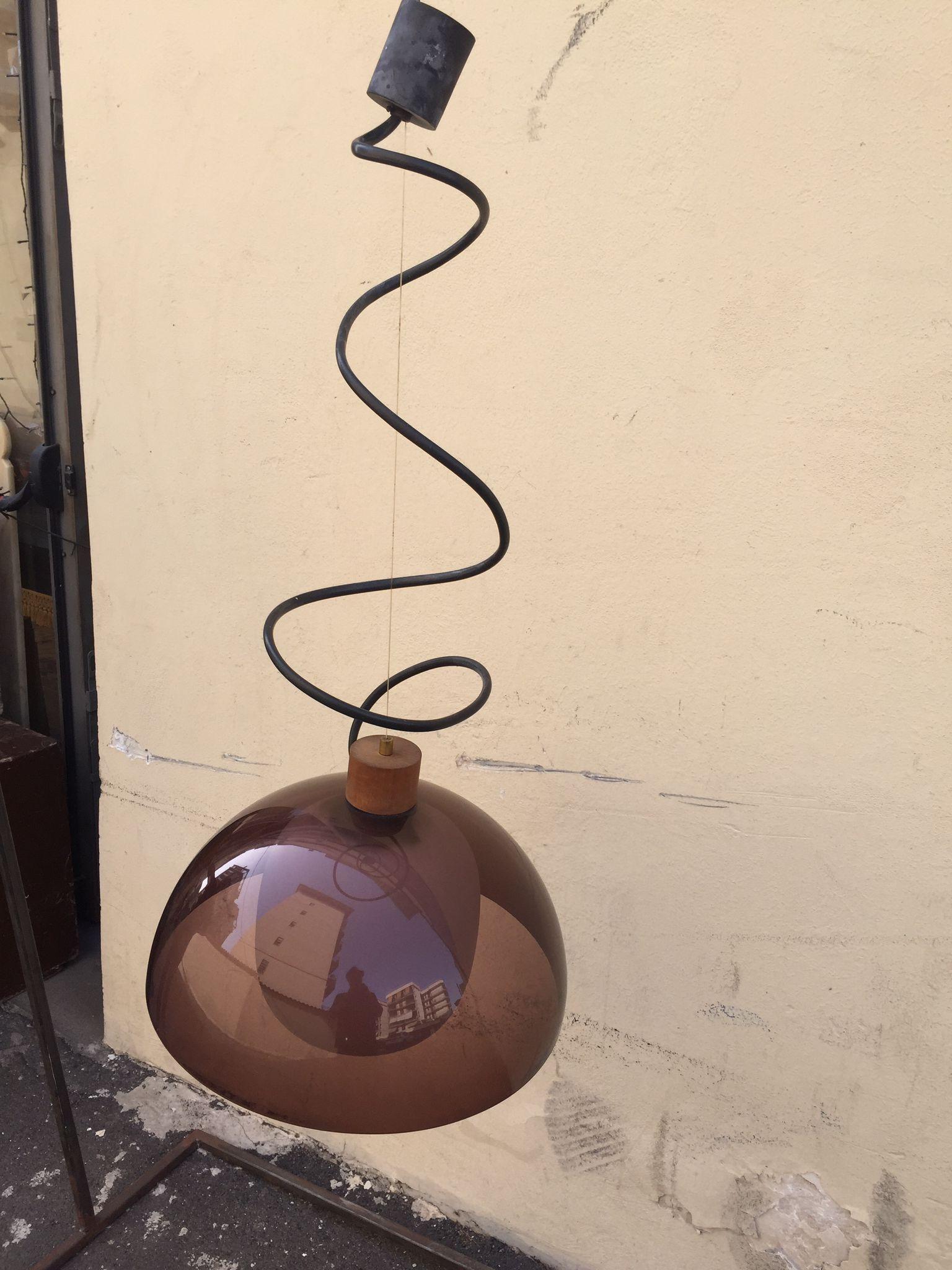 Amazing Mid-Century Modern, Stilnovo Style Chandelier Lucite and Opaline Glass In Good Condition In Catania, IT