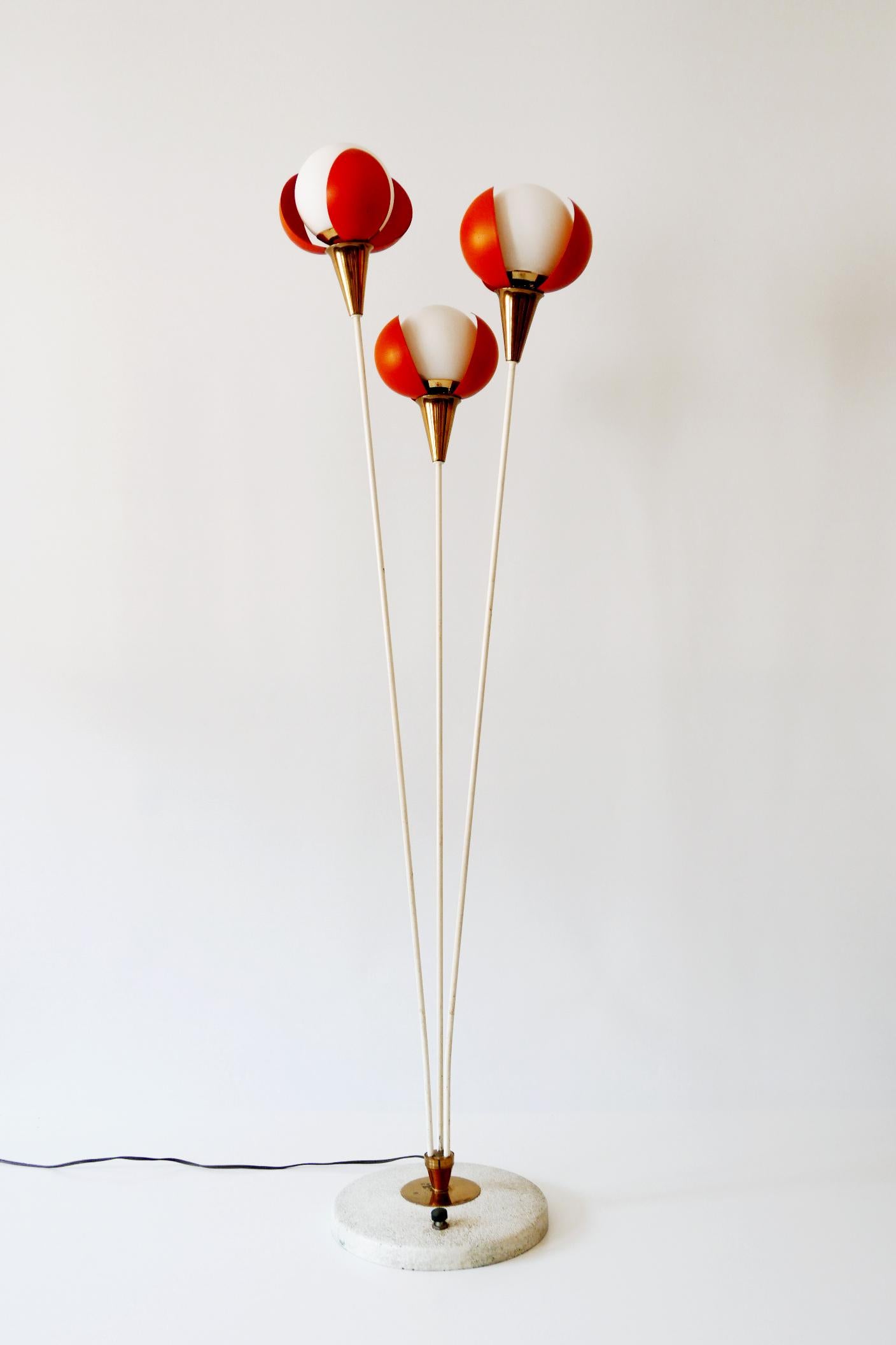 Amazing Mid-Century Modern Three-Flamed Floor Lamp Buds, 1950s, France For Sale 9