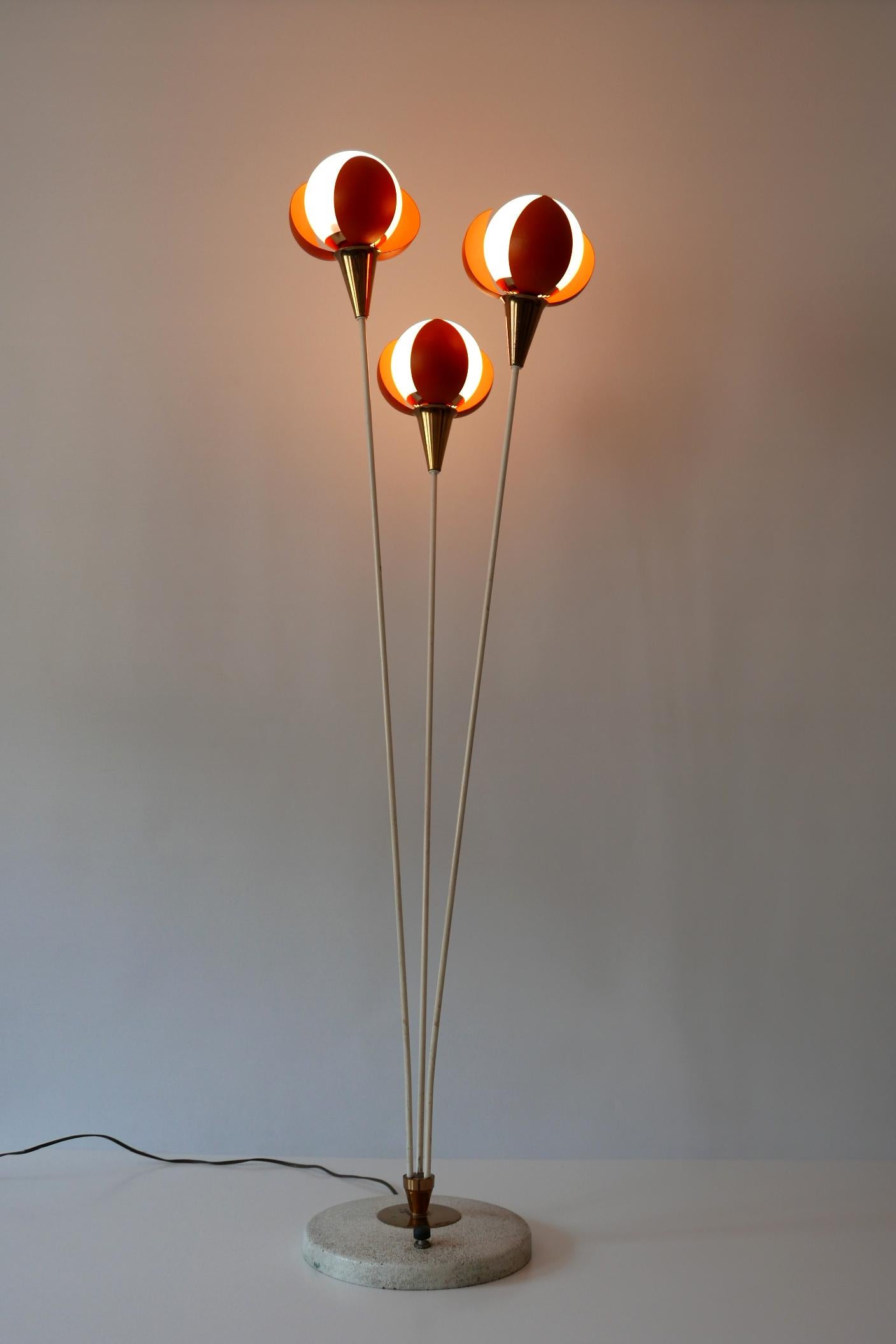 Cast Amazing Mid-Century Modern Three-Flamed Floor Lamp Buds, 1950s, France For Sale