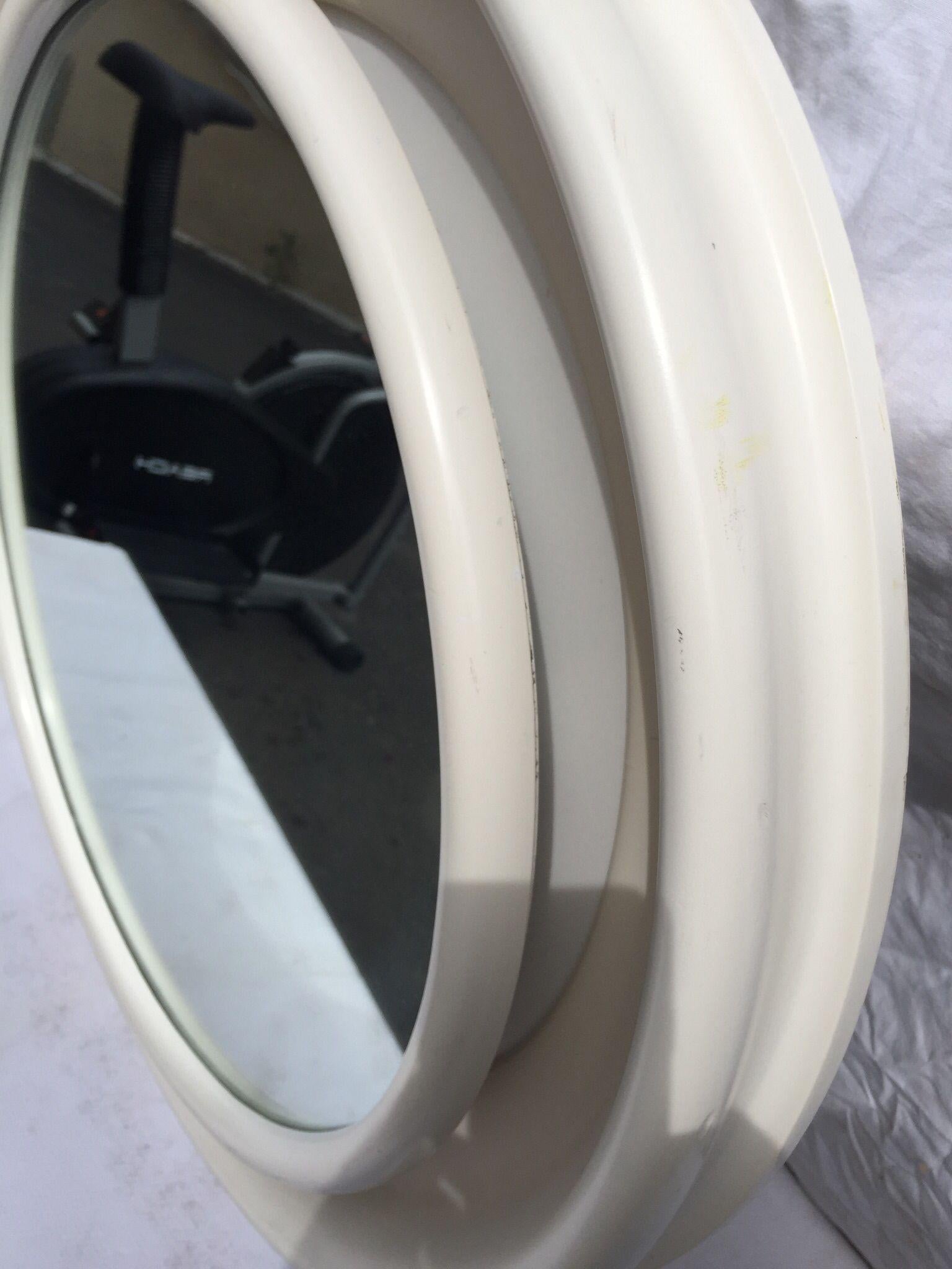 Late 20th Century Amazing, Modern Circular Wall Mirror in White Lacquered Wood, Italy 1970 circa