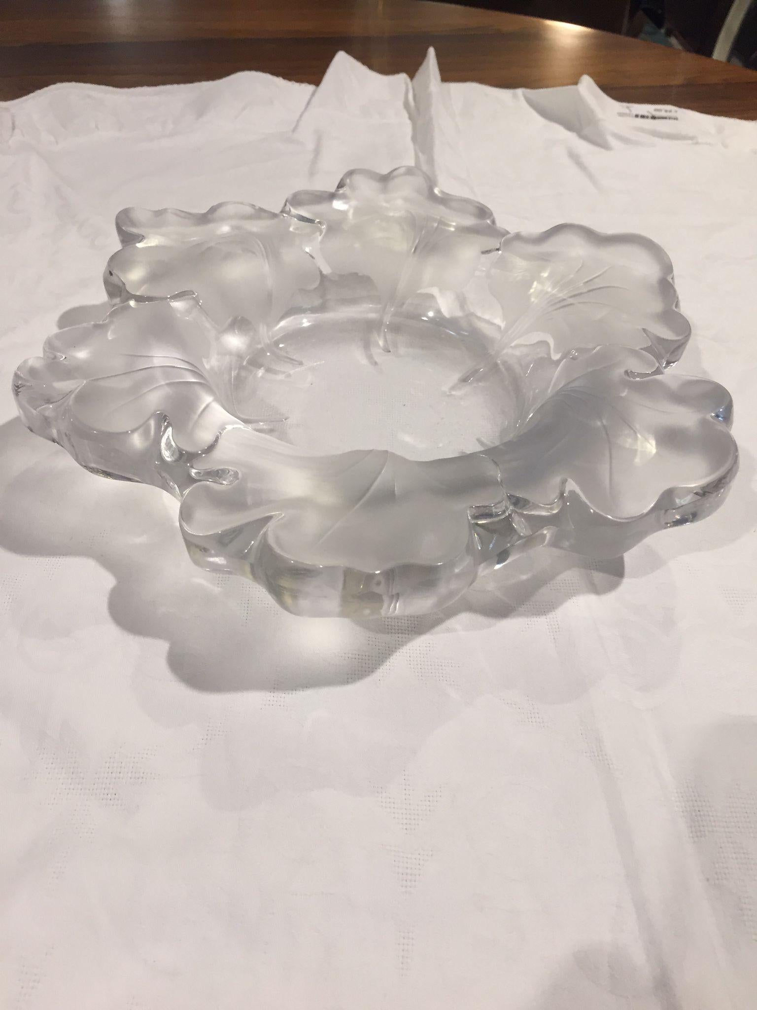 Crystal Amazing Modern, Lalique Flower Centerpiece, France, 1980 For Sale