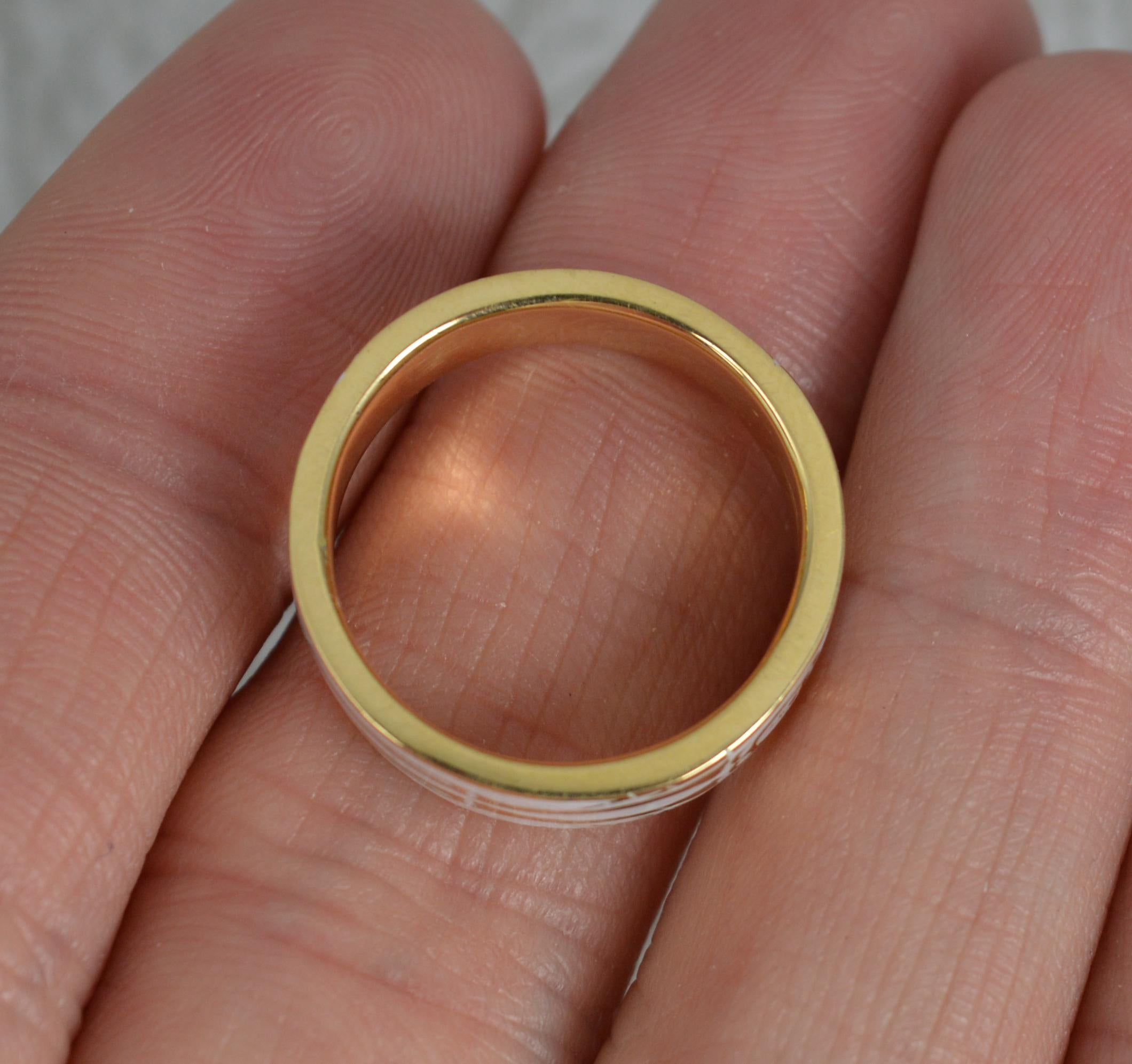 Amazing Momento Mori 18 Carat Gold and White Enamel Skull Ring In Excellent Condition In St Helens, GB