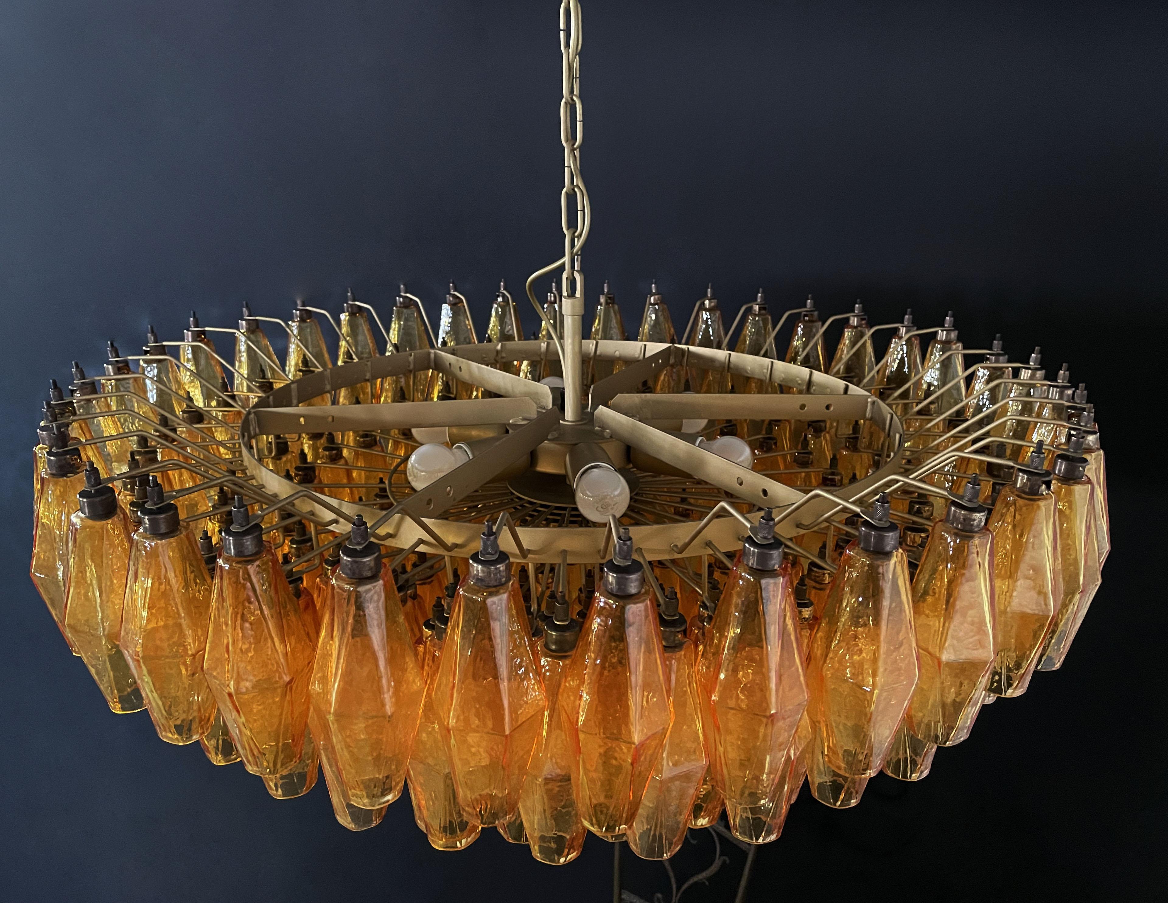 Erstaunlicher Murano-Glas-Kronleuchter, 185 Amber Poliedri im Angebot 10