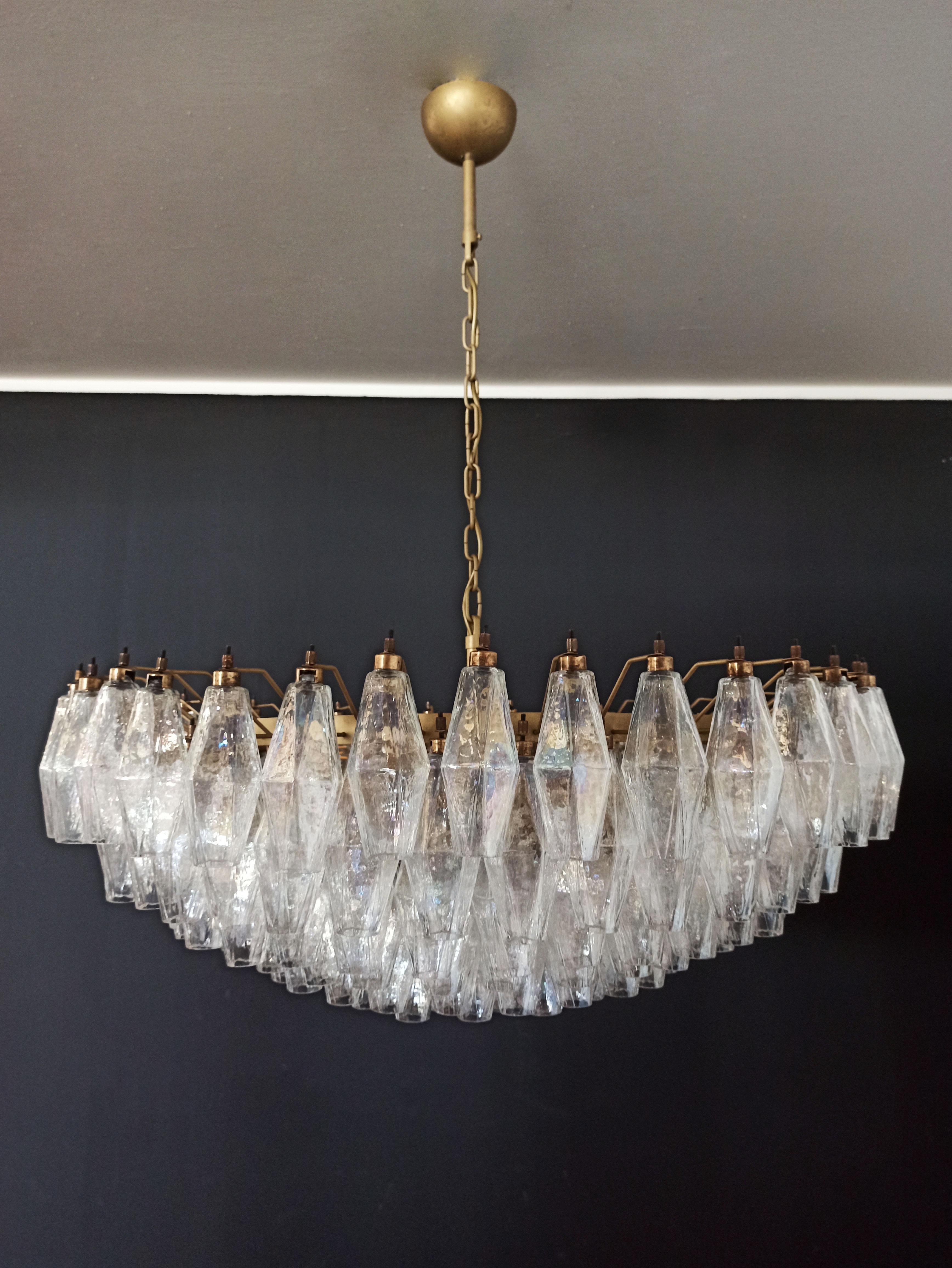 Fine XX secolo Incredibile candeliere in vetro di Murano, 185 vetri iridescenti in vendita