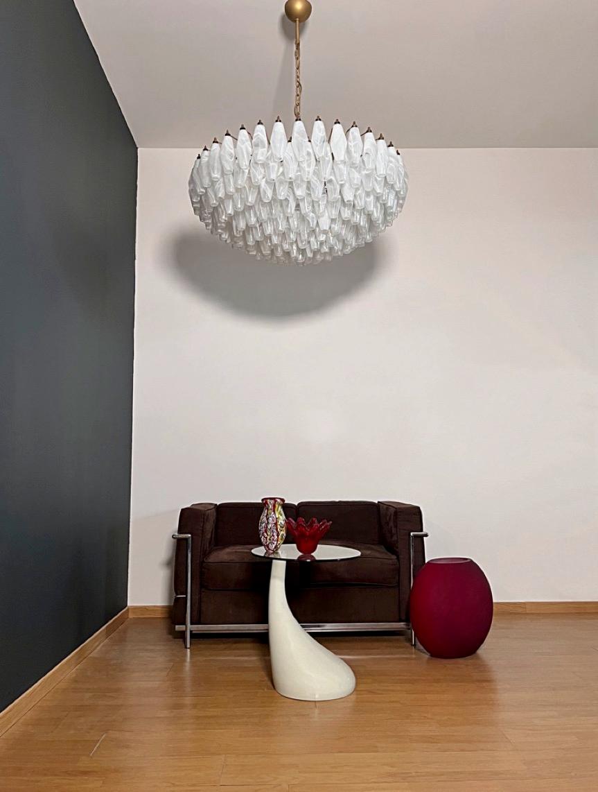 Mid-Century moderno Amazing Murano glass Candelier - 185 poliedri white alabaster in vendita