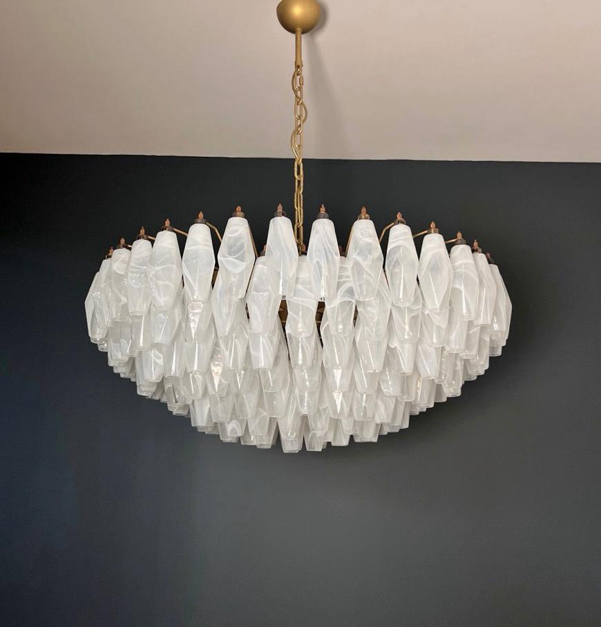 Vetro soffiato Amazing Murano glass Candelier - 185 poliedri white alabaster in vendita