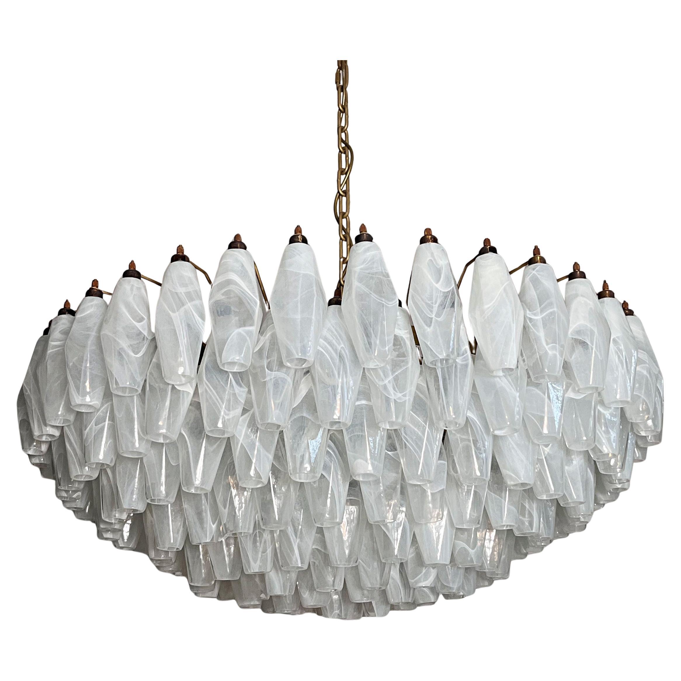 Amazing Murano glass Candelier - 185 polyhedra white alabaster