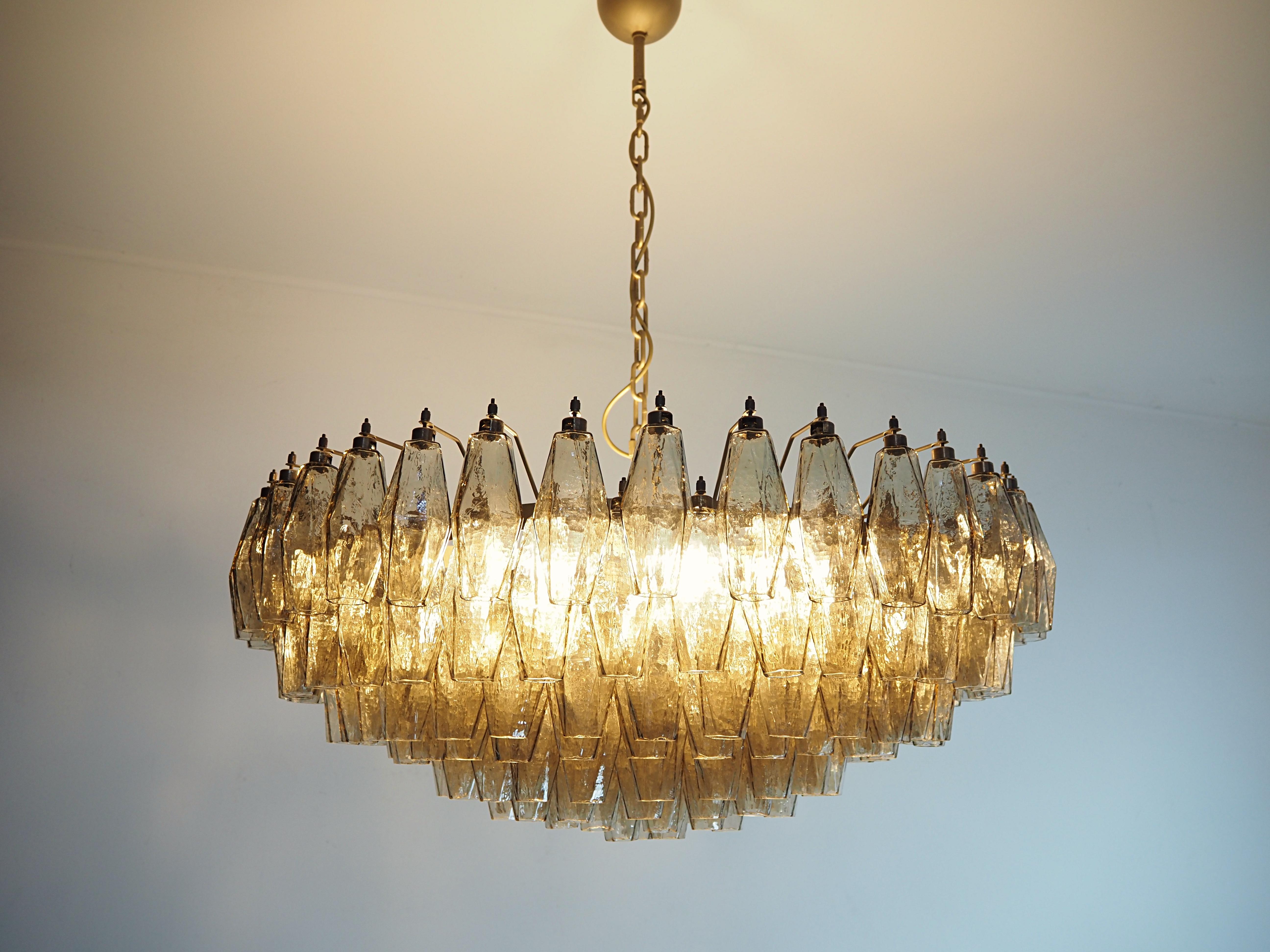 Amazing Murano glass Candelier - 185 smoked polyhedra 2