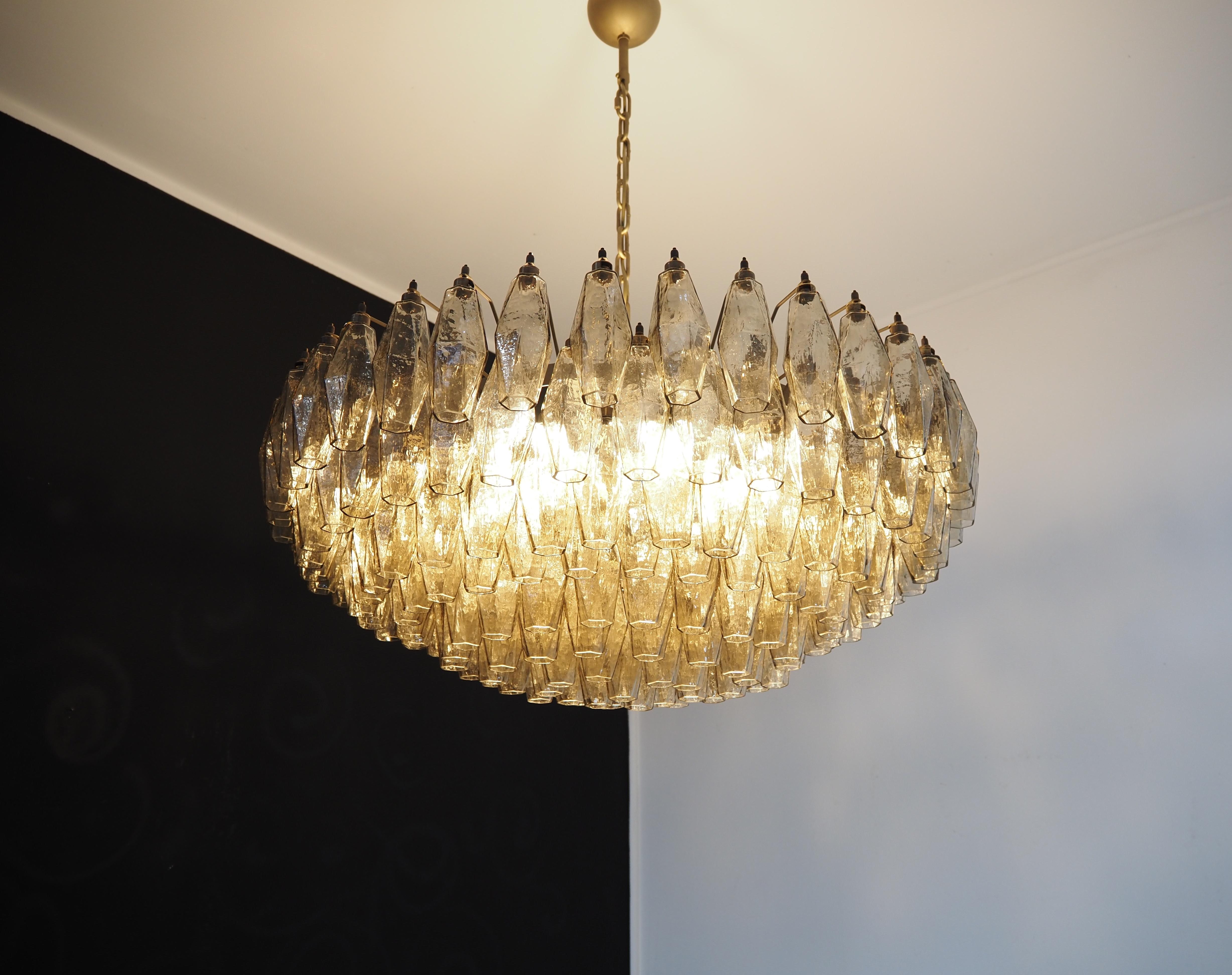 Amazing Murano glass Candelier - 185 smoked polyhedra 3