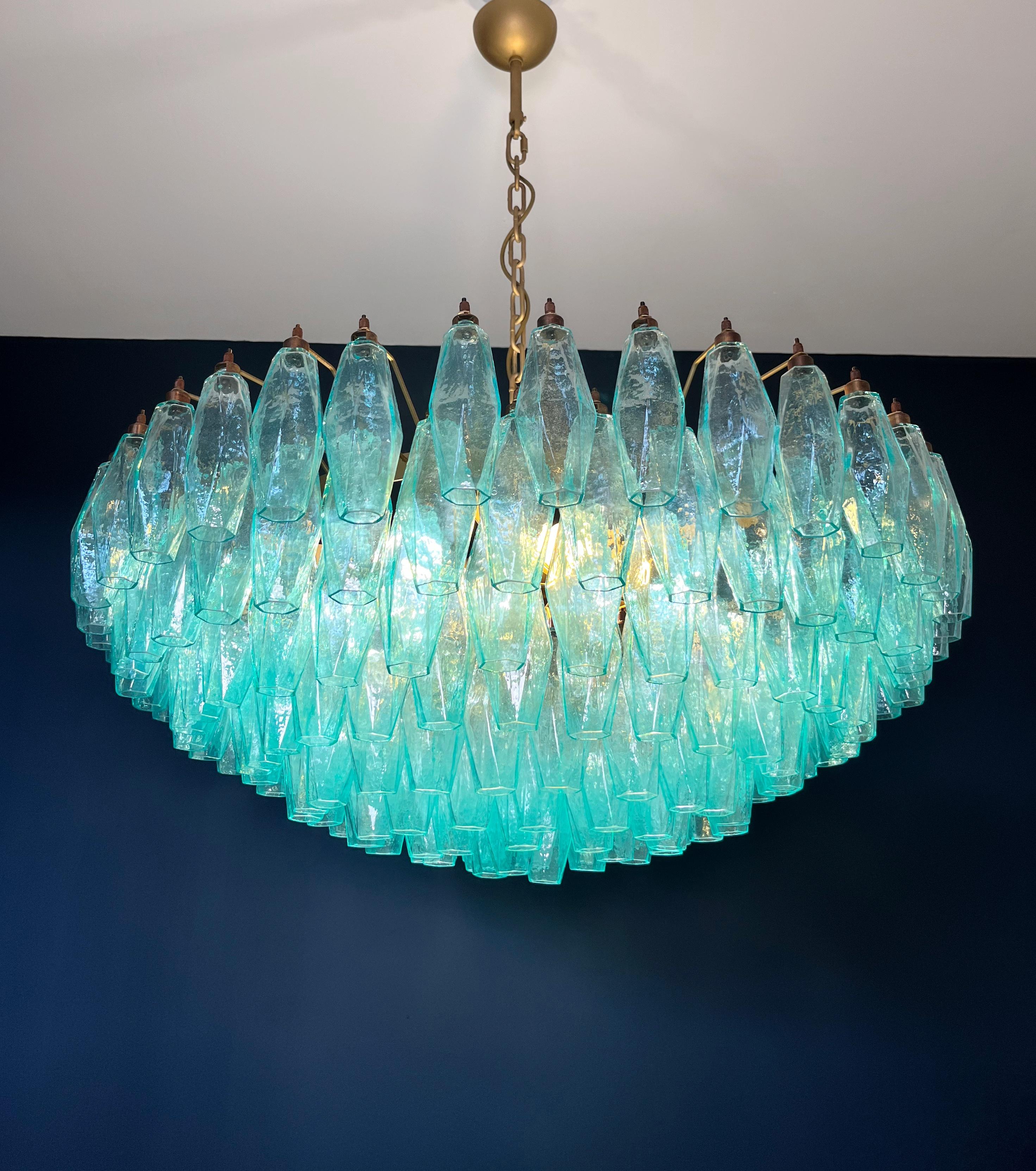 Asombroso candelabro de cristal de Murano - 185 poliedros turquesa en venta 8