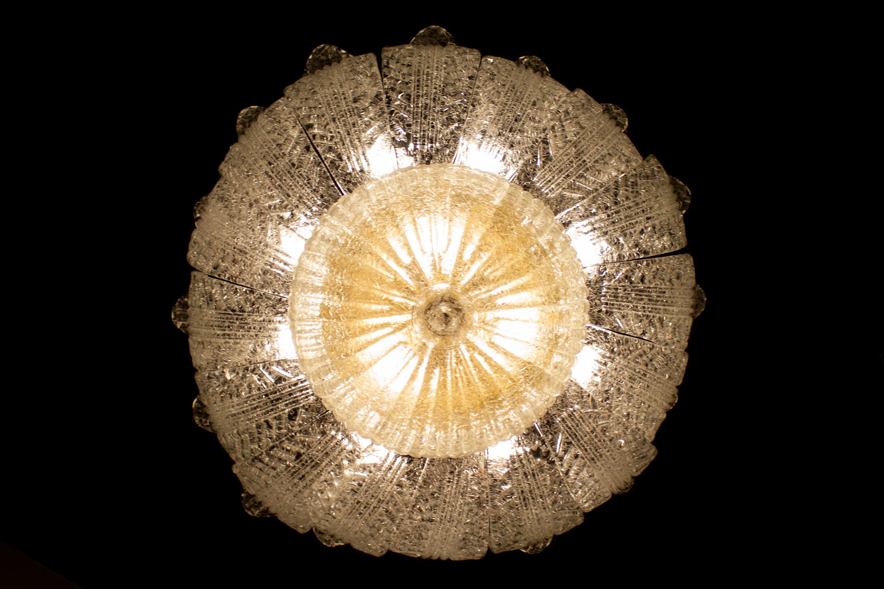 Amazing Murano Glass Leaves Chandelier, 1970' In Good Condition In Rome, IT