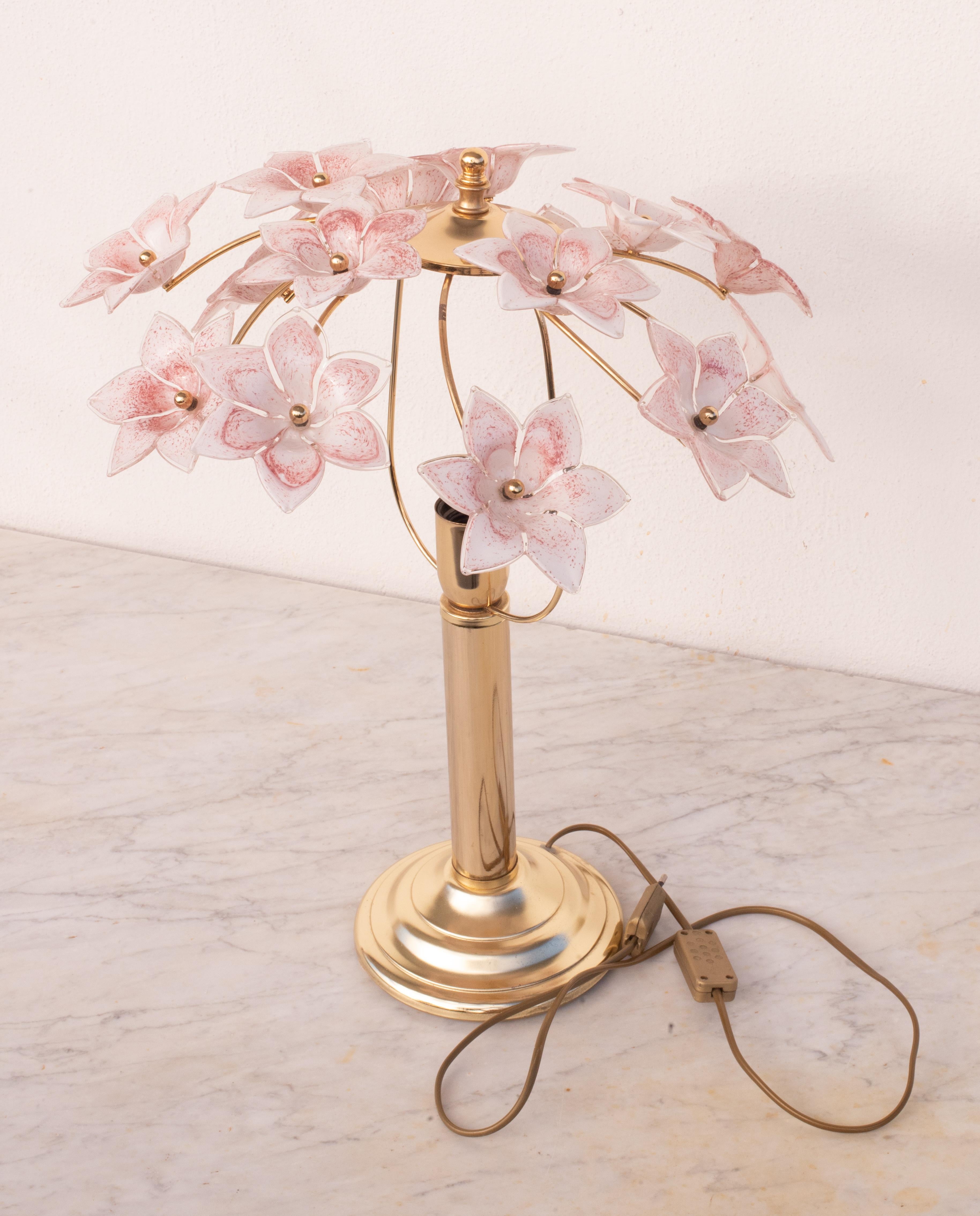 Pretty table light with Murano glass pink flowers.
Accommodates one E27 screw-in bulbs, European standards, possible replace for Us standard.
Measurements:
56 cm width
Height 56 cm
Excellent vintage condition