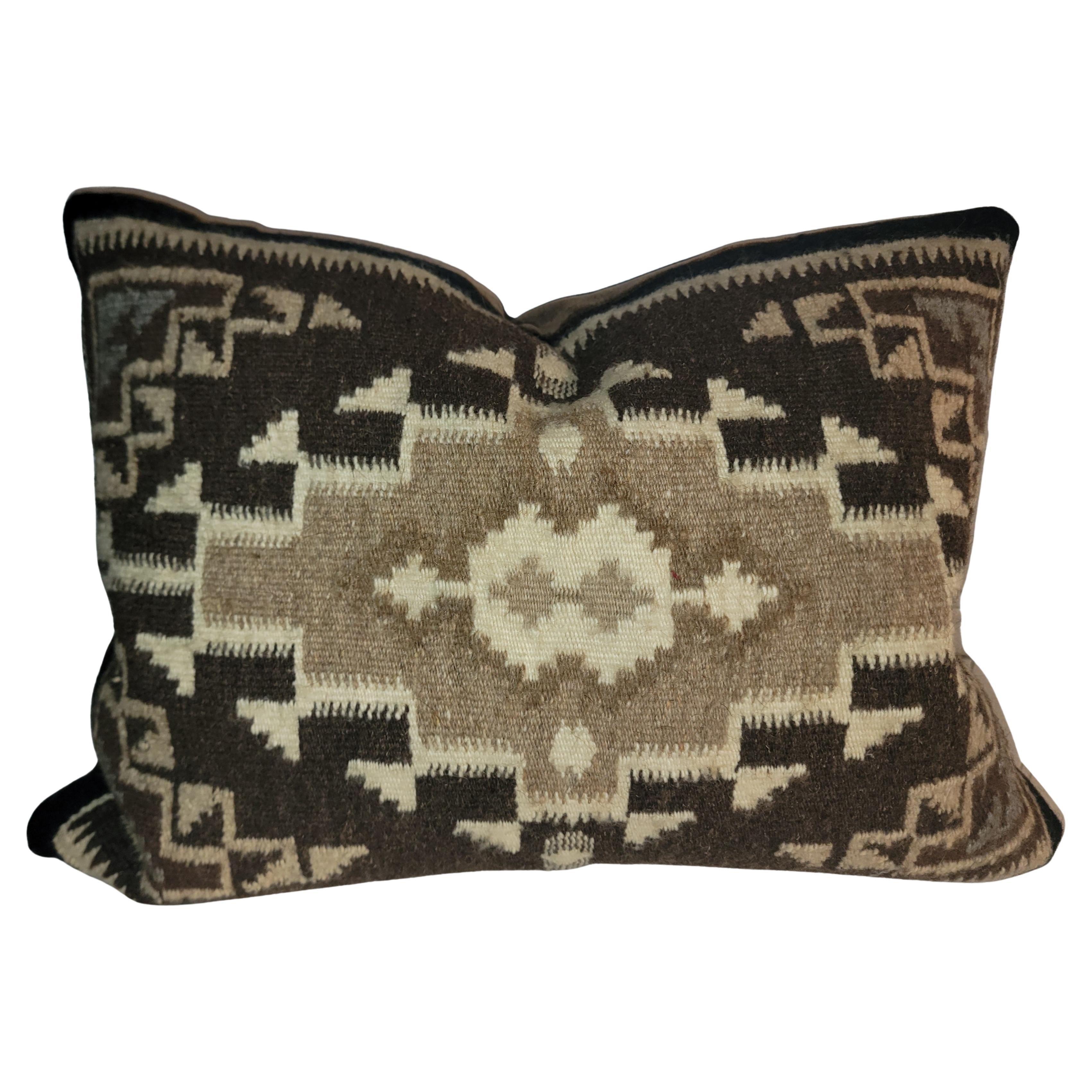 Amazing  Navajo Weaving -Two Grey Hills Pillow