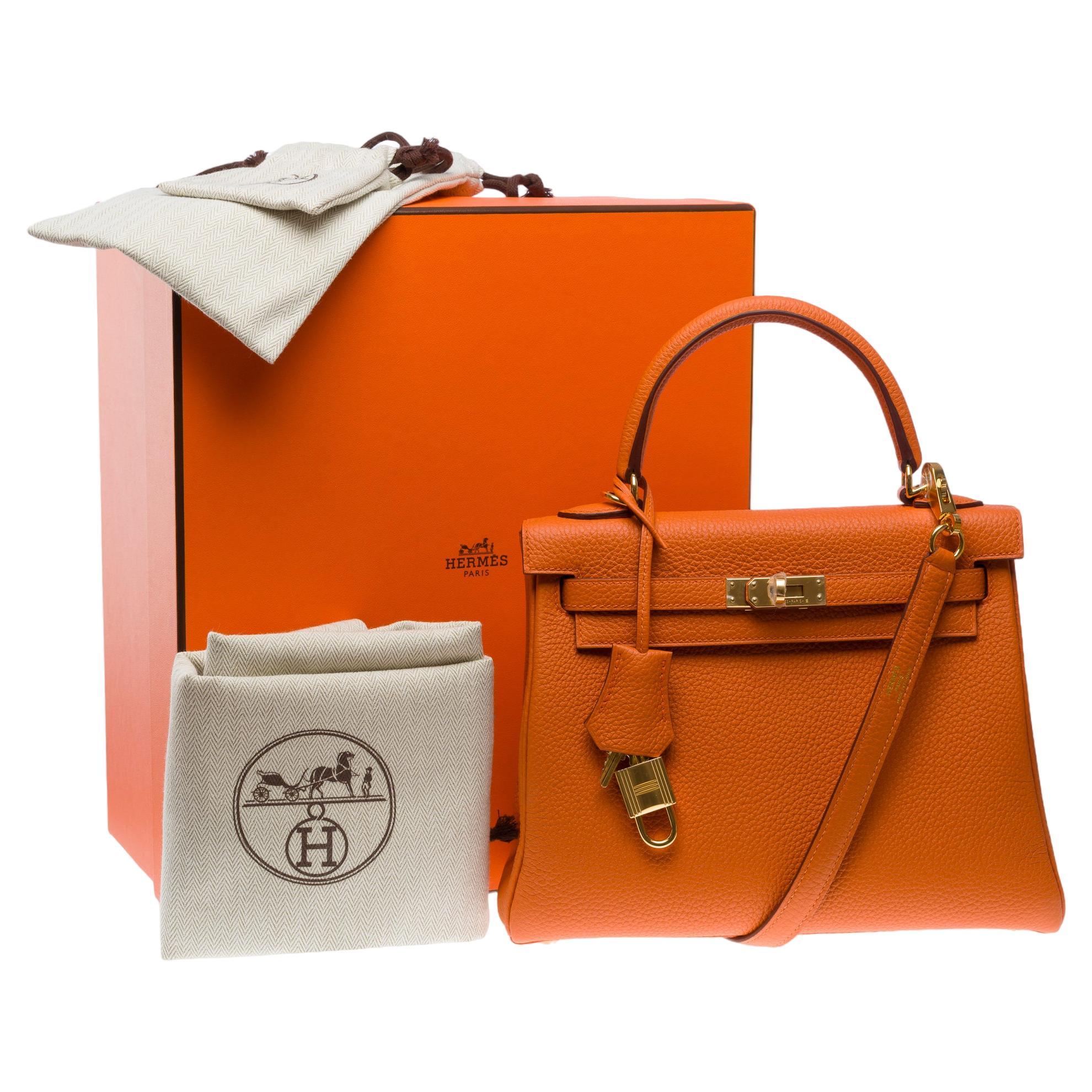 Amazing New Hermès Kelly 25 retourne handbag strap in Orange Togo leather , GHW For Sale