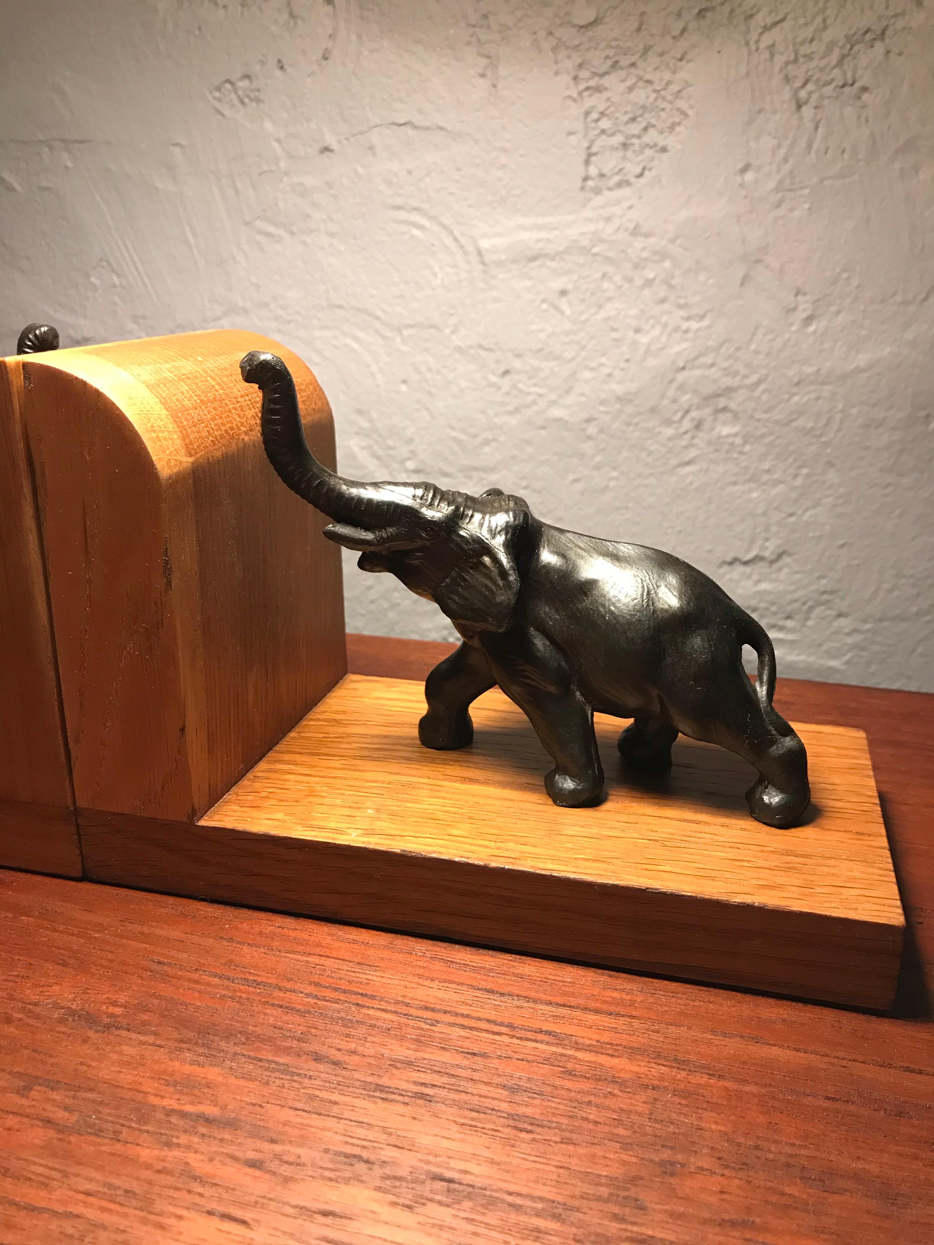 Amazing Pair of Art Deco Elephant Book Ends from the 1930s 11