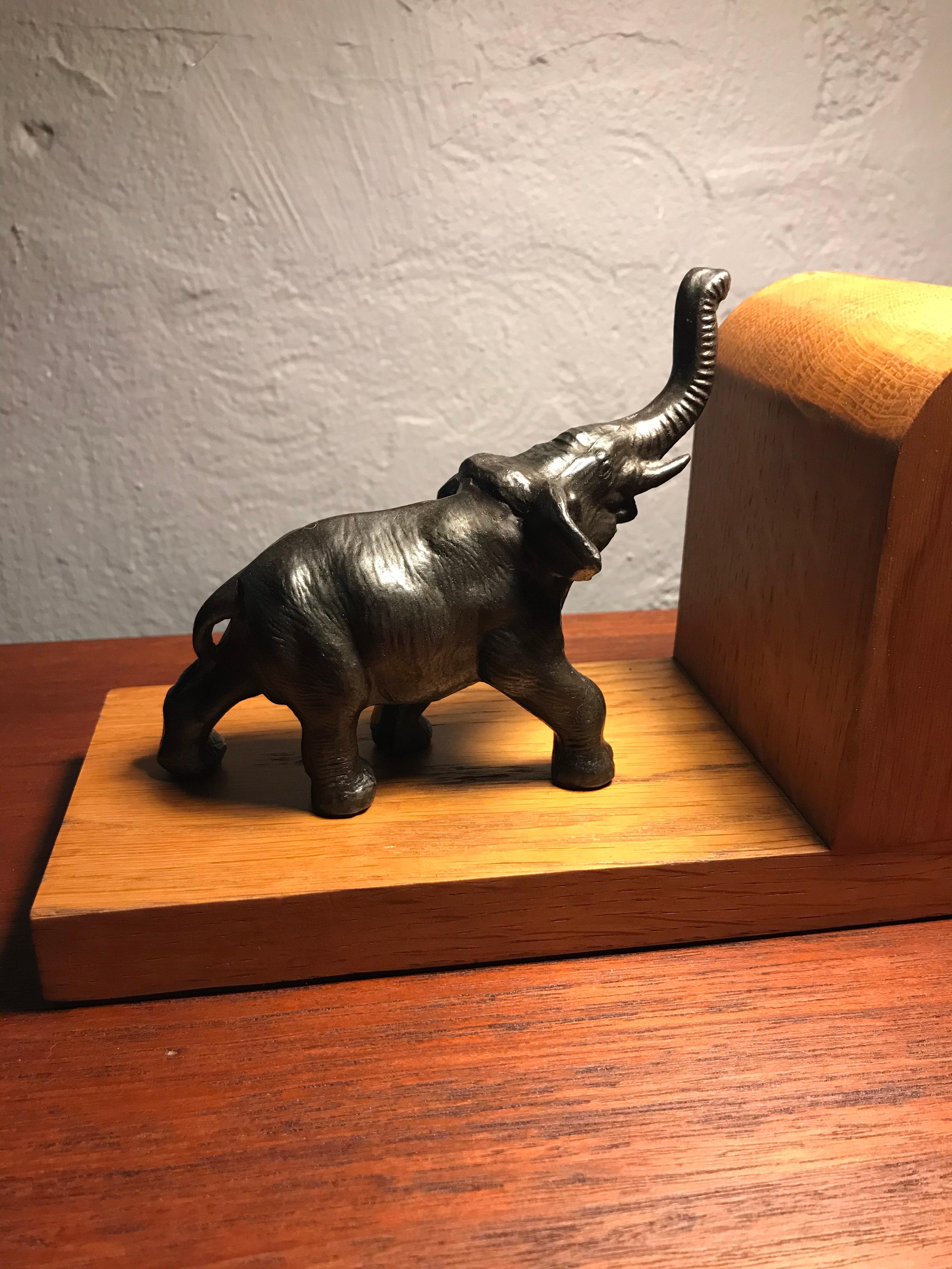 Amazing Pair of Art Deco Elephant Book Ends from the 1930s 12