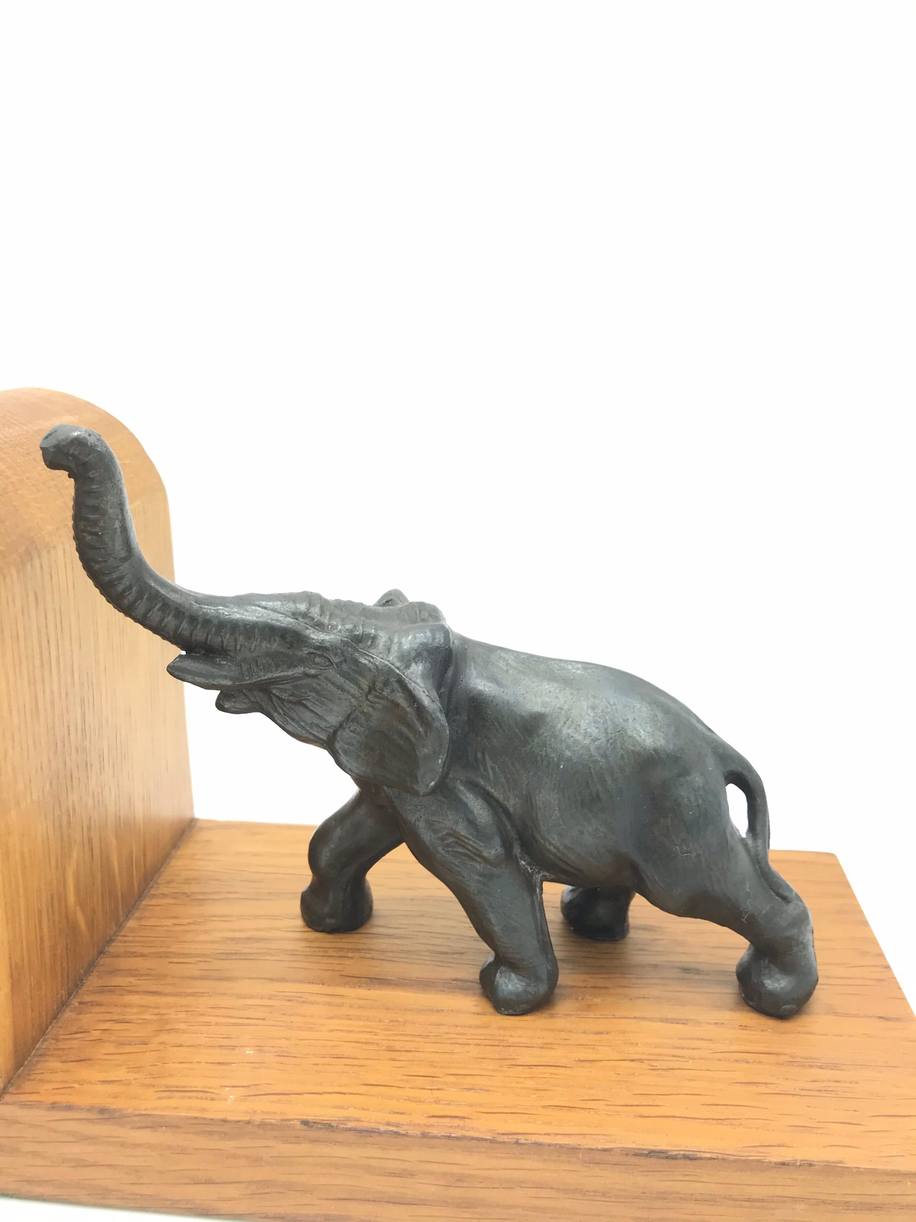 Amazing Pair of Art Deco Elephant Book Ends from the 1930s 1